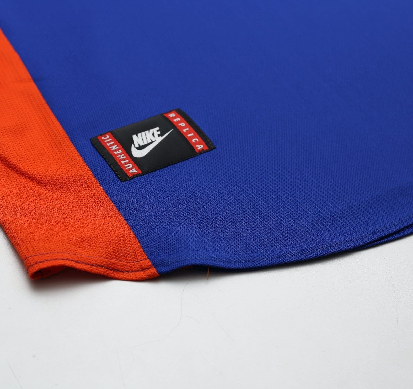 1997/98 BERGKAMP #8 Holland Vintage Nike Away Football Shirt (L) Netherlands