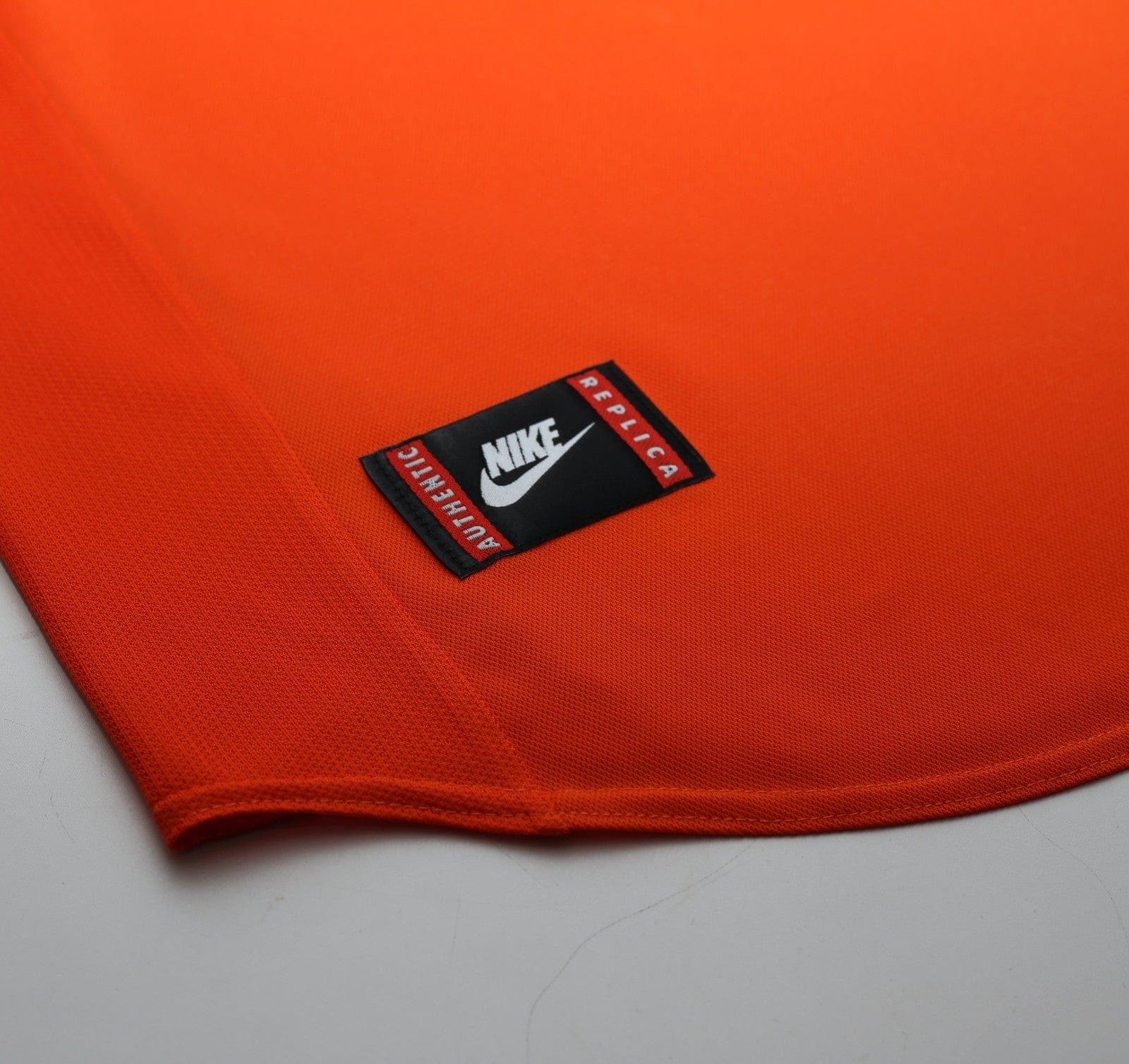 1997/98 BERGKAMP #8 Holland Vintage Nike Home Football Shirt (XL) Netherlands