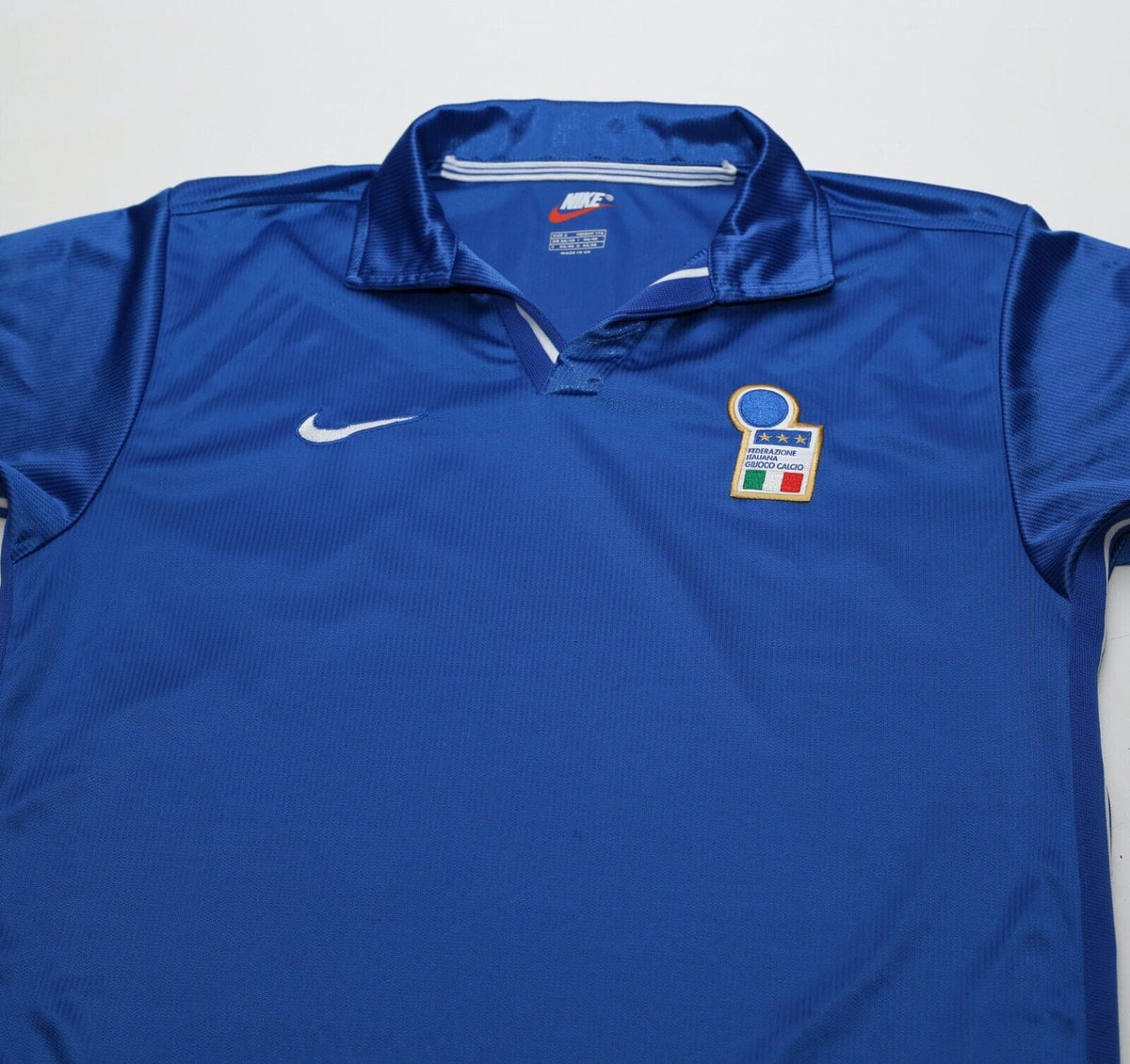 1997/98 ITALY Vintage Nike Home Football Shirt JERSEY (S) World Cup 98