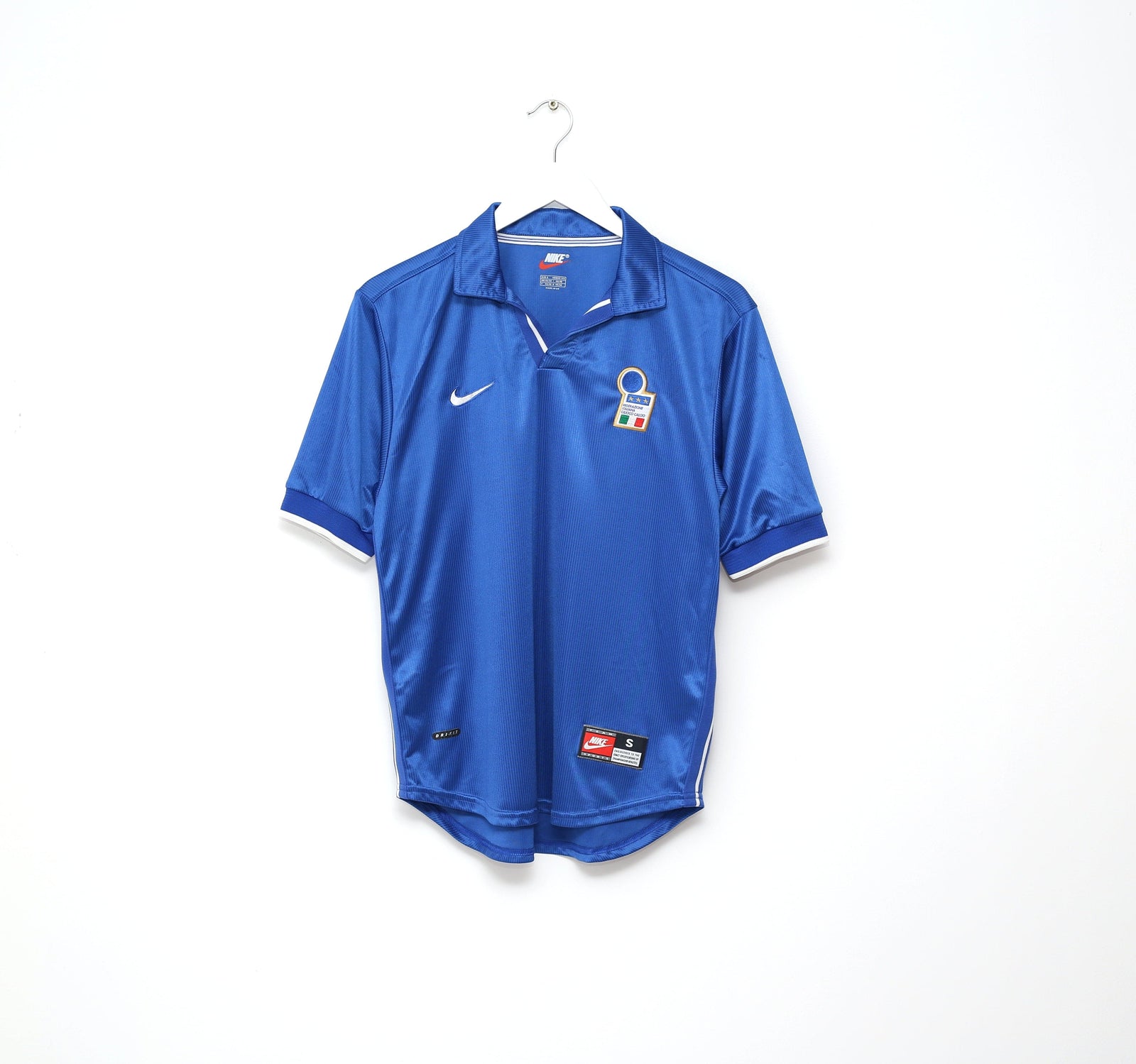 1997/98 ITALY Vintage Nike Home Football Shirt JERSEY (S) World Cup 98