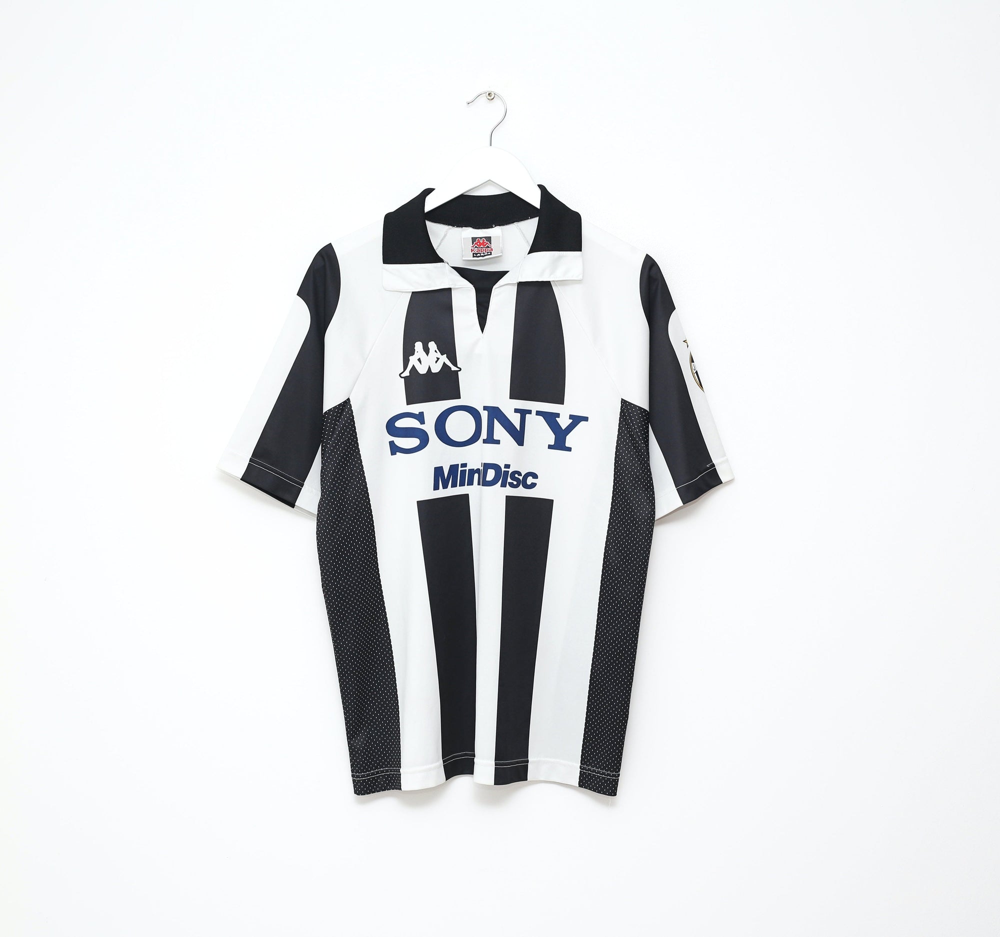 1997/98 JUVENTUS Vintage Kappa Home Football shirt (L) Sony Minidisc