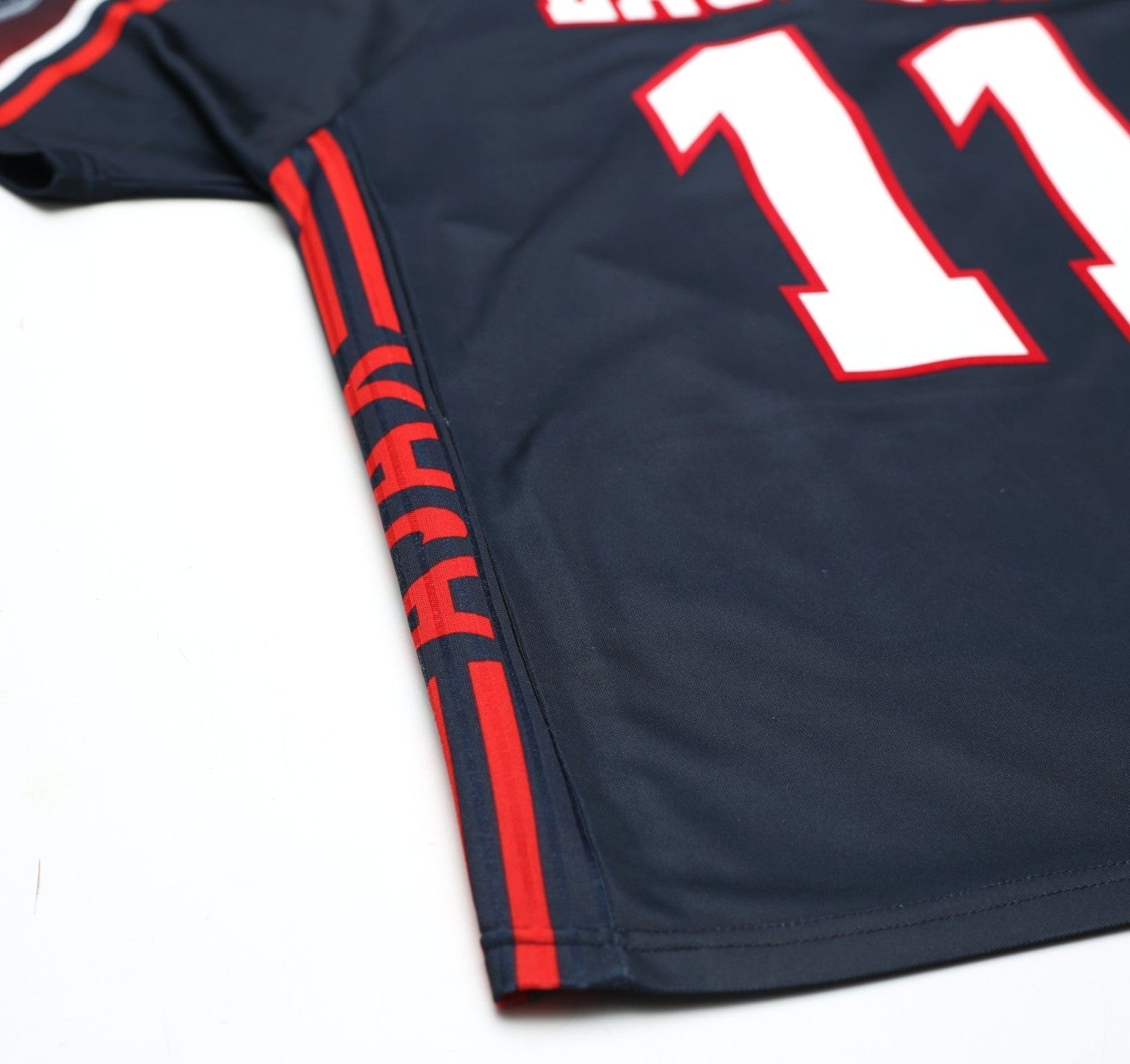 1997/98 LAUDRUP #11 Ajax Vintage Umbro Away Football Shirt (M)