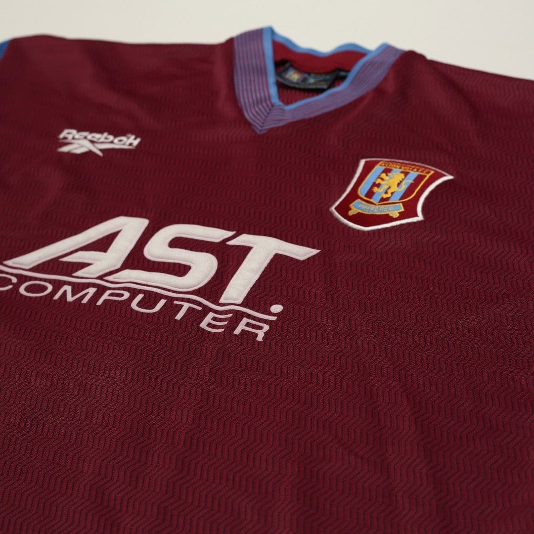 1997/98 Milosevic #9 Aston Villa Vintage Reebok Home Football Shirt (XL)
