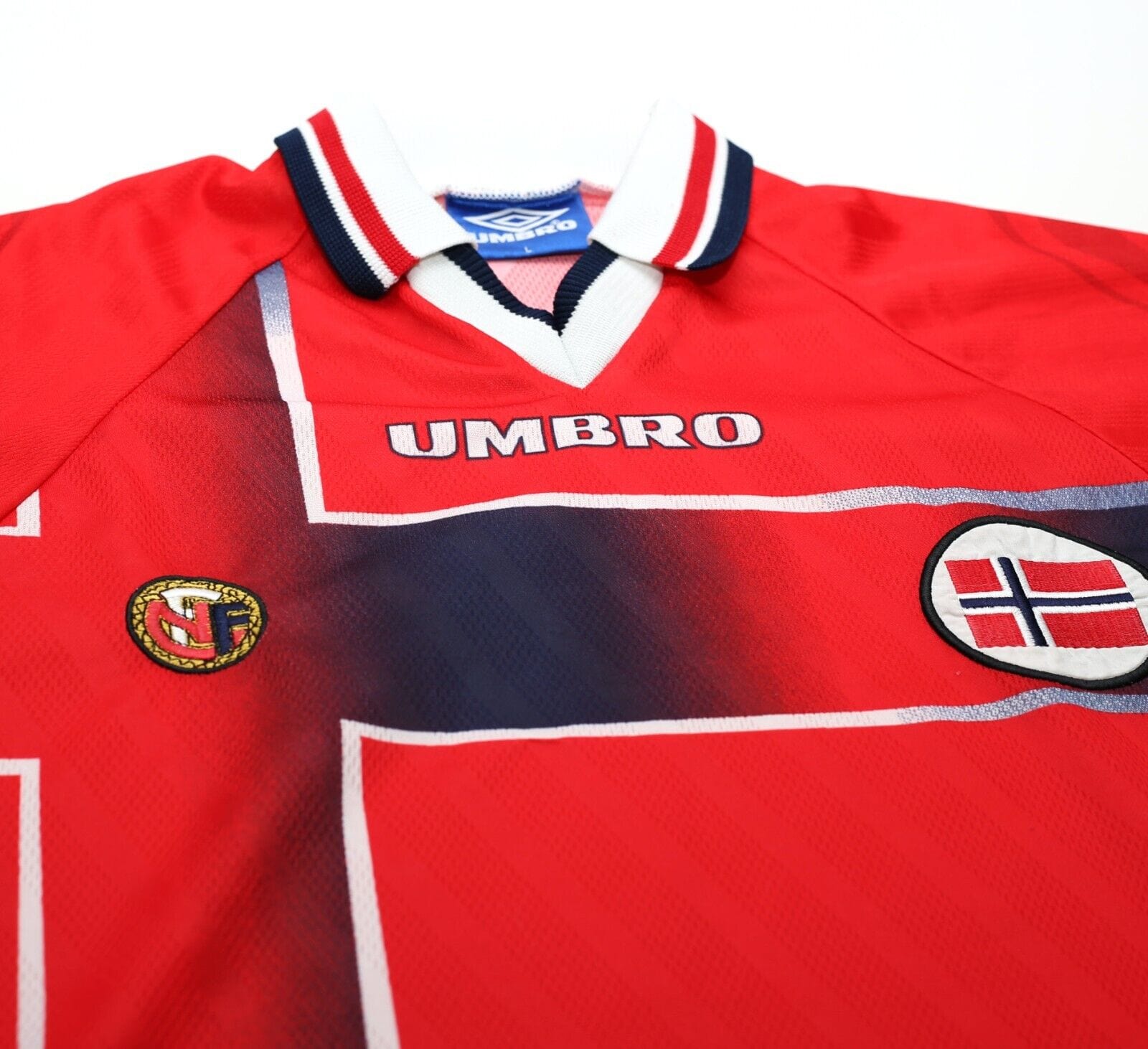 1997/98 NORWAY Vintage Umbro Home Football Shirt Jersey (L)