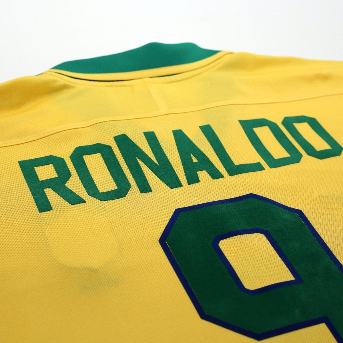 1997/98 Ronaldo #9 Brazil Vintage Nike Home Football Shirt (XL) Le Tournoi