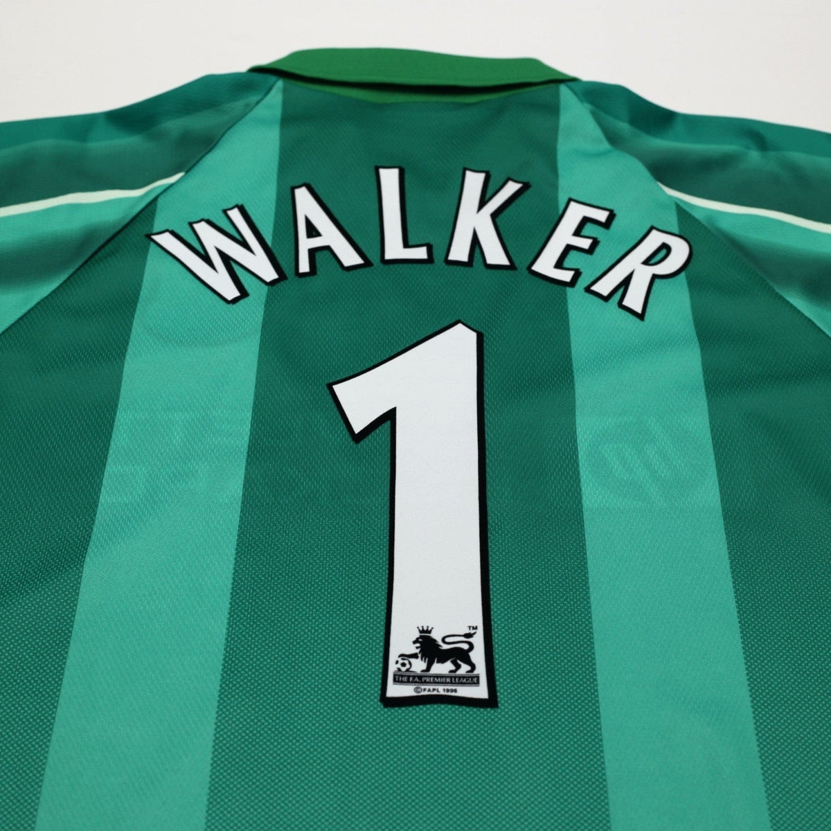 1997/98 Walker #1 Tottenham Hotspur Vintage PONY GK Football Shirt (S/M) 36/38