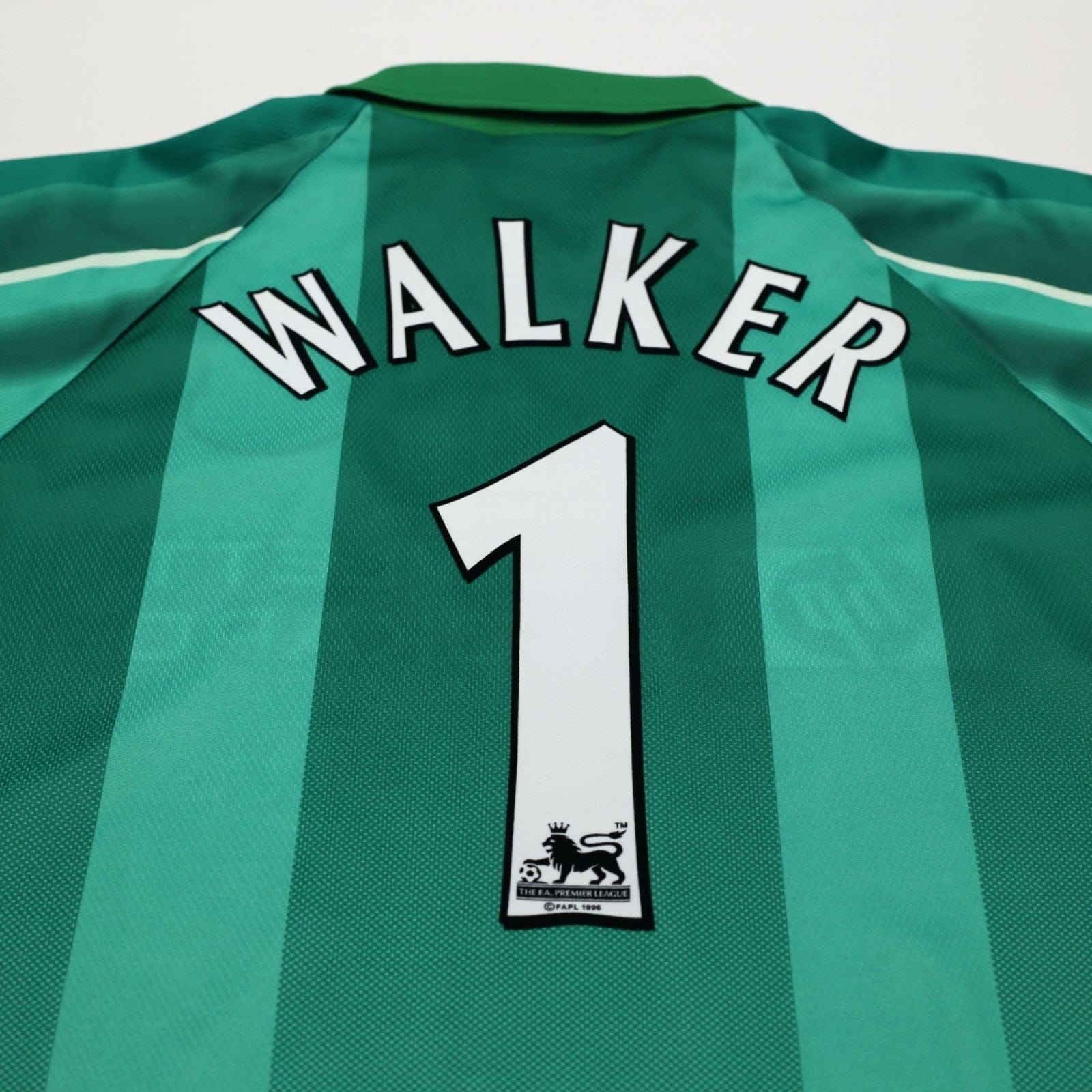 1997/98 Walker #1 Tottenham Hotspur Vintage PONY GK Football Shirt (S/M) 36/38