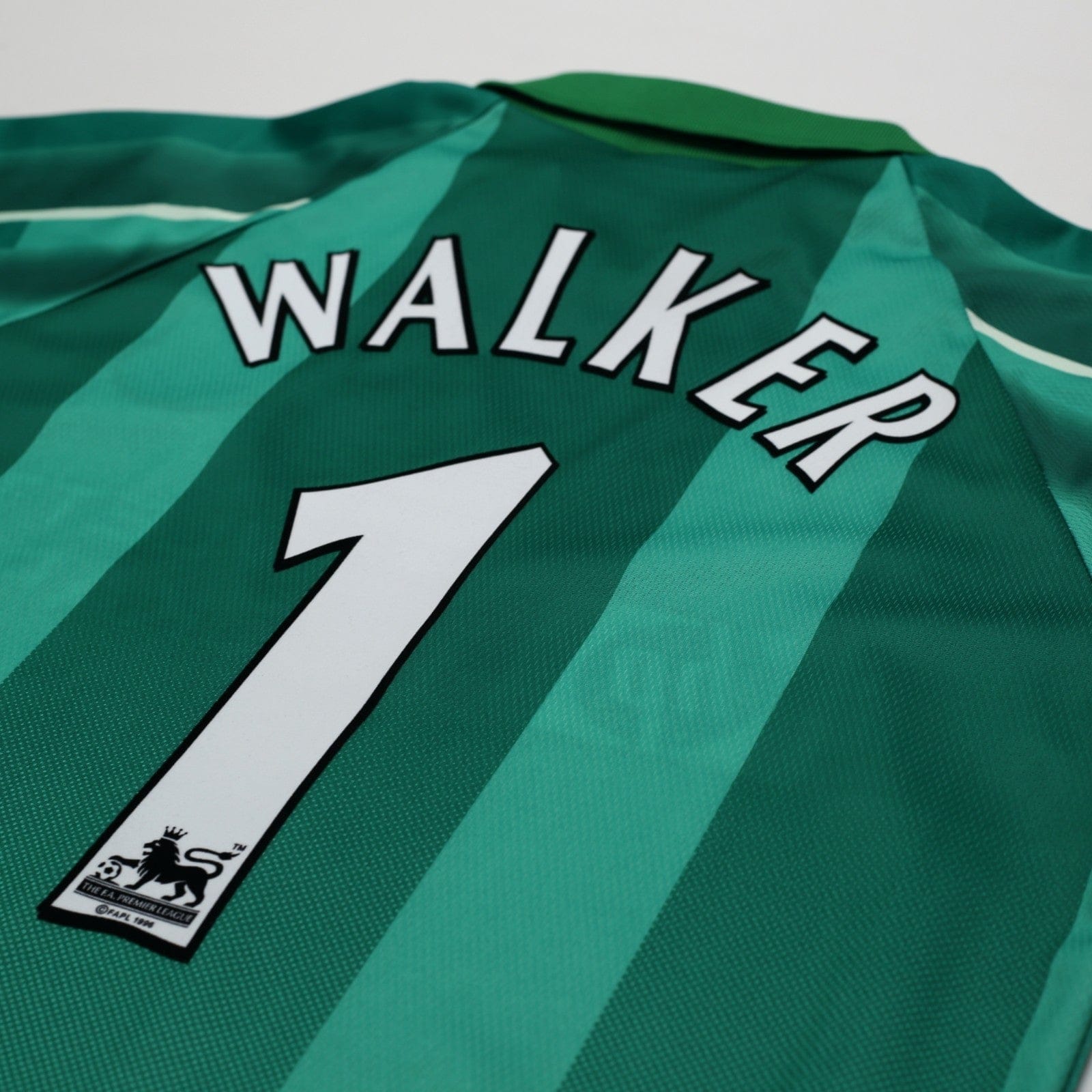 1997/98 Walker #1 Tottenham Hotspur Vintage PONY GK Football Shirt (S/M) 36/38