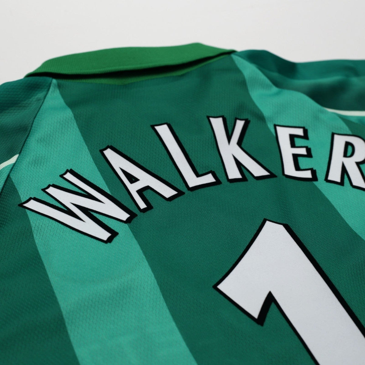 1997/98 Walker #1 Tottenham Hotspur Vintage PONY GK Football Shirt (S/M) 36/38