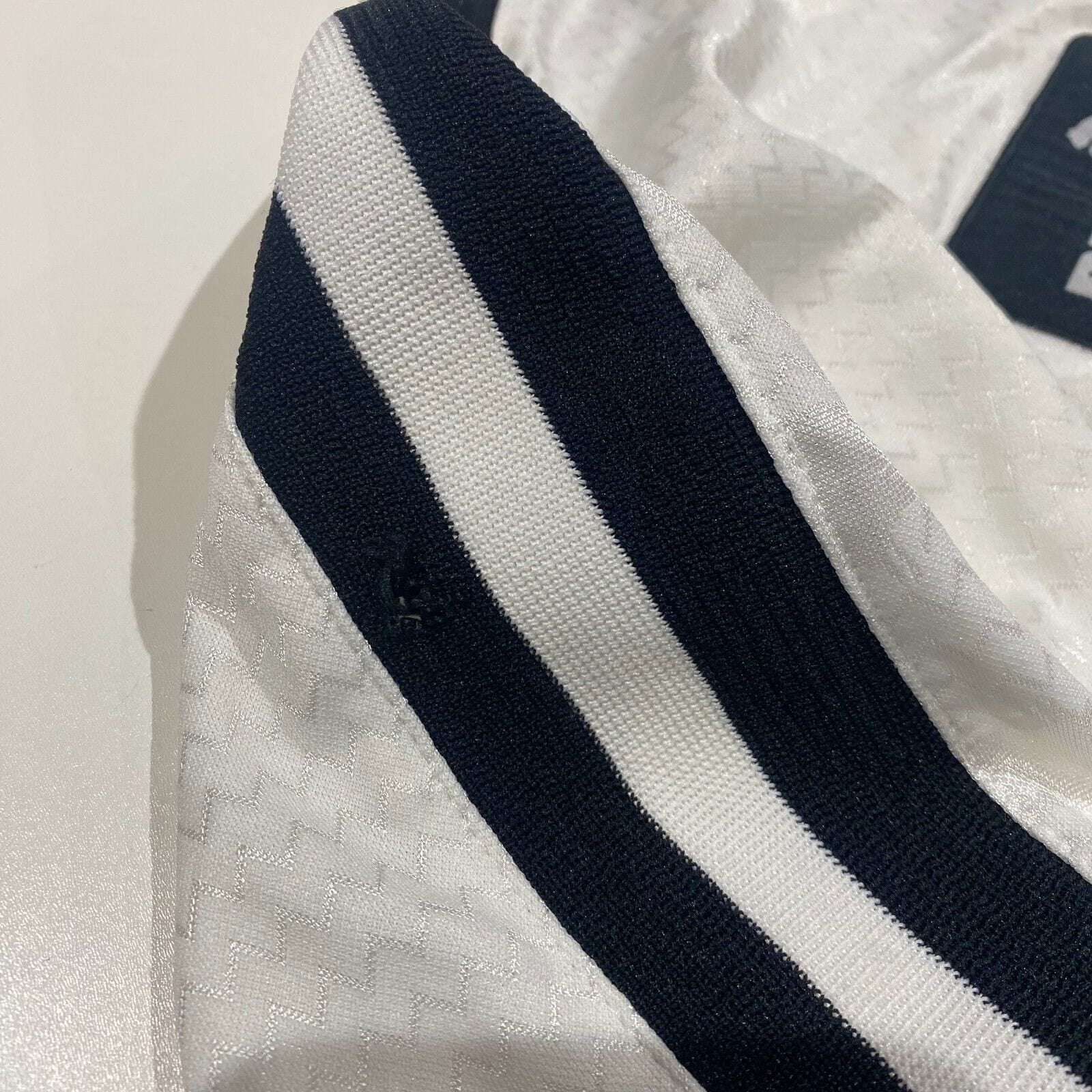 1997/98 WANCHOPE #9 Derby County Vintage PUMA Home Football Shirt (L)