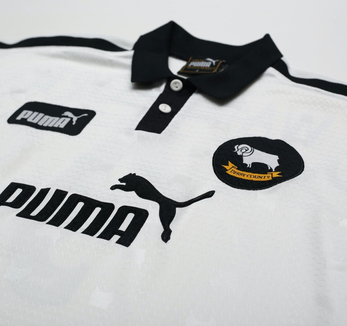 1997/98 WANCHOPE #9 Derby County Vintage PUMA Home Football Shirt (L)