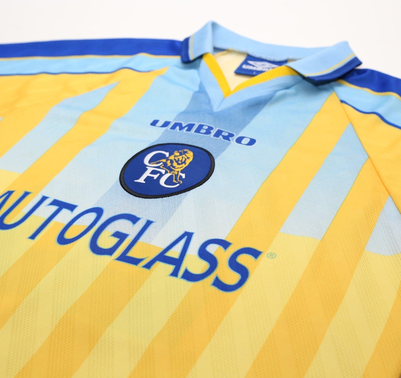 1997/98 ZOLA #25 Chelsea Vintage Umbro Away Football Shirt (L)