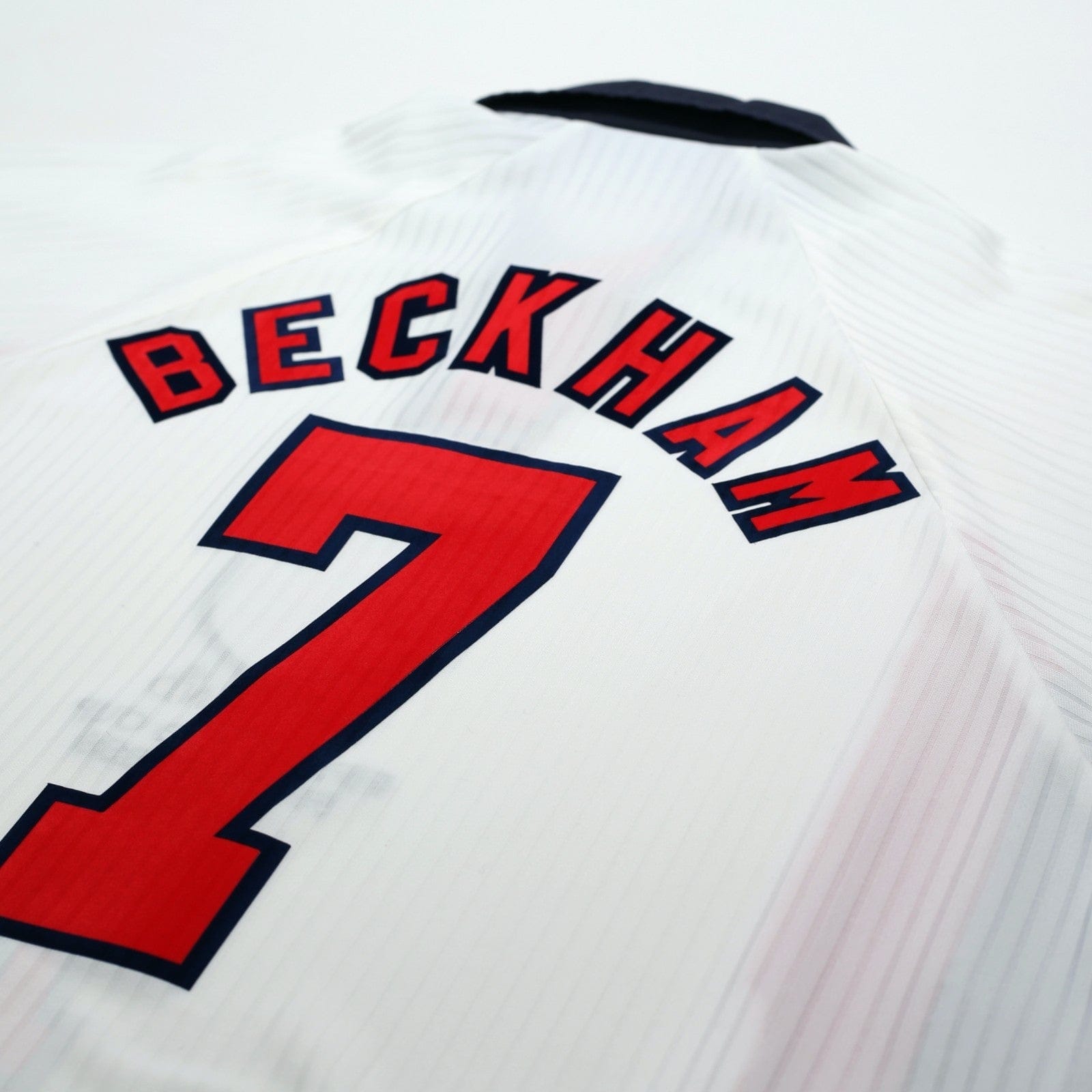 1997/99 Beckham #7 England Vintage Umbro Home Football Shirt (L/XL) WC 1998
