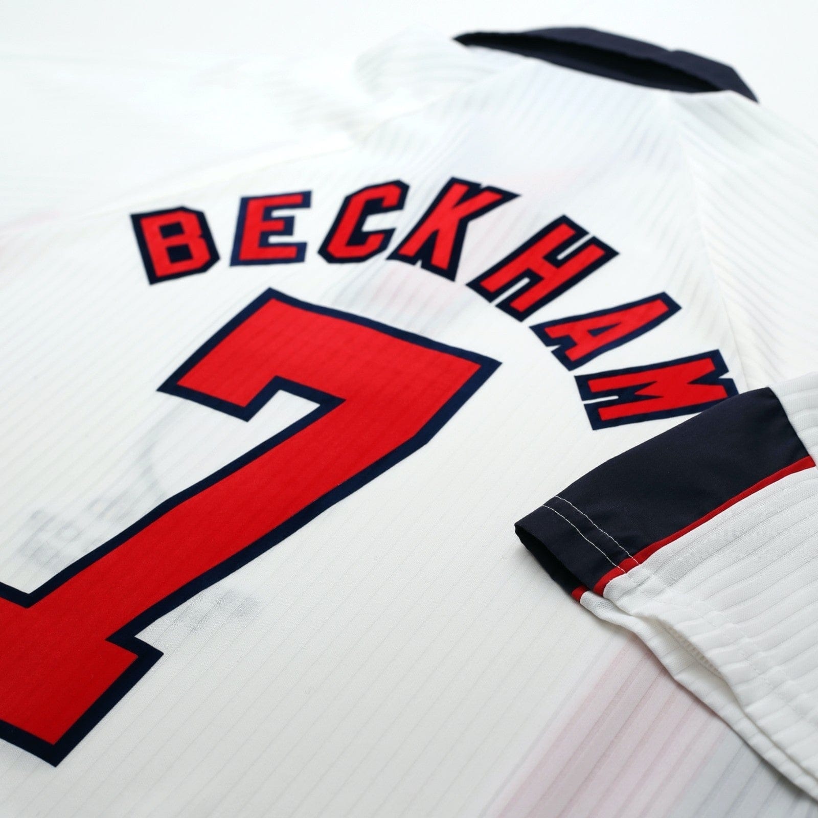 1997/99 Beckham #7 England Vintage Umbro Home Football Shirt (L/XL) WC 1998