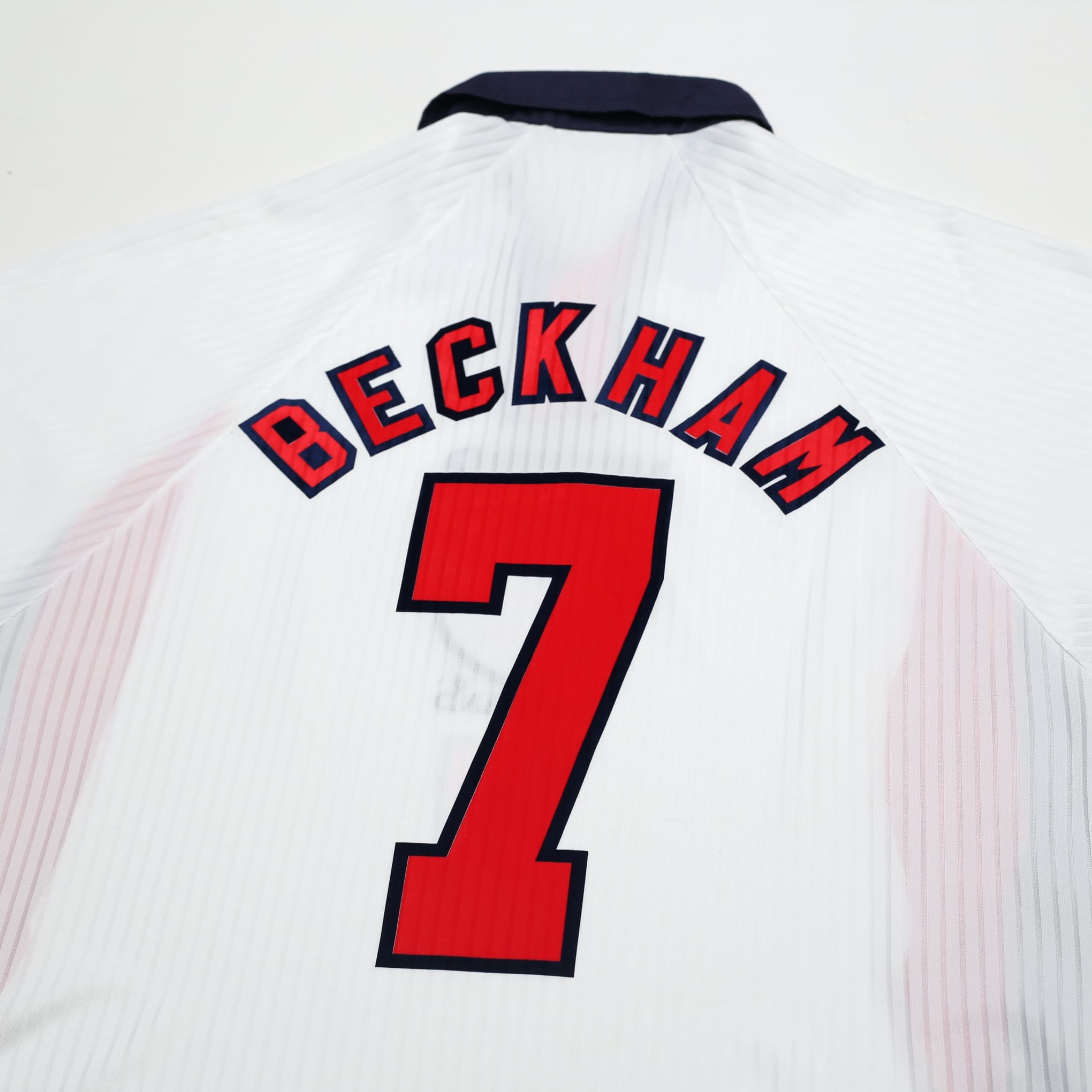 1997/99 Beckham #7 England Vintage Umbro Home Football Shirt (M/L) WC 1998
