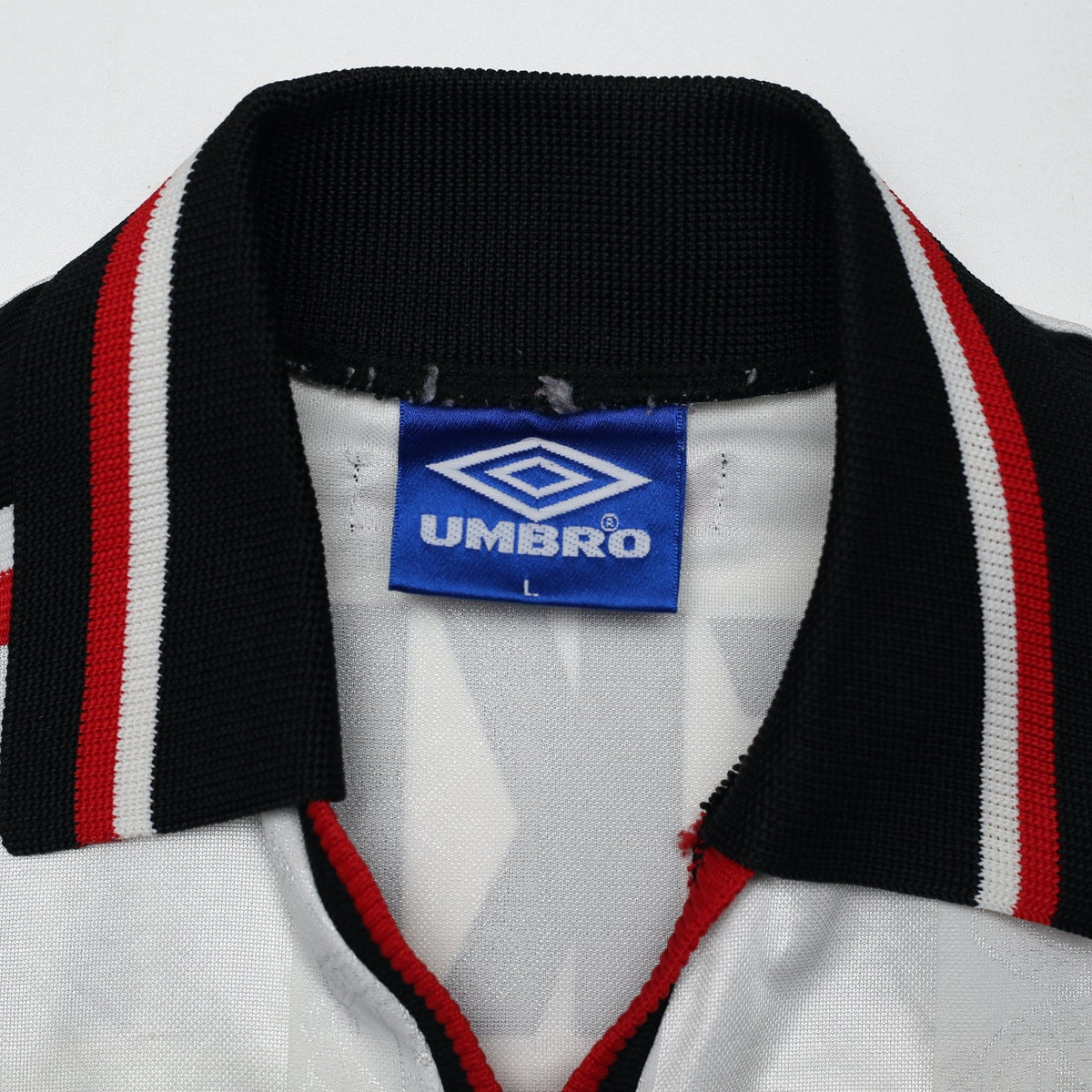 1997/99 Beckham #7 Manchester United Vintage Umbro Away Football Shirt (L)