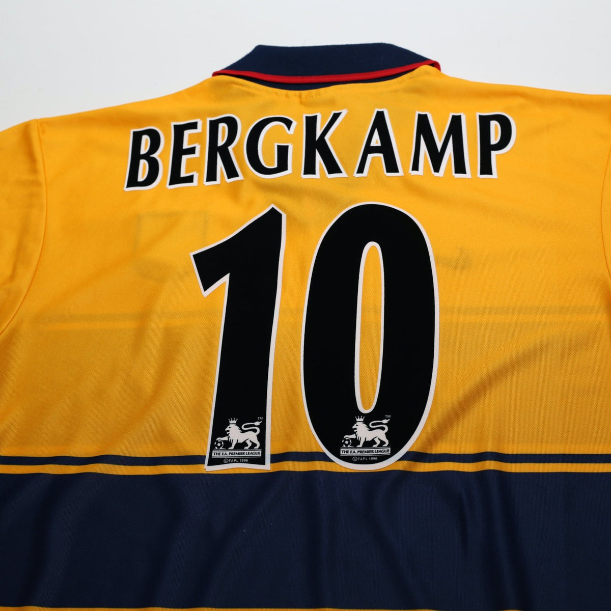1997/99 Bergkamp #10 Arsenal Vintage Nike Away Football Shirt (L)