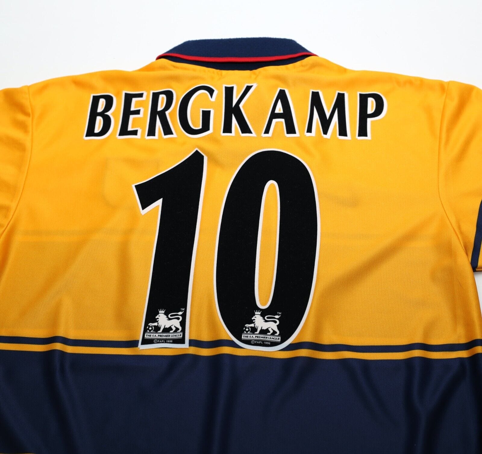 1997/99 BERGKAMP #10 Arsenal Vintage Nike Away Football Shirt (M)