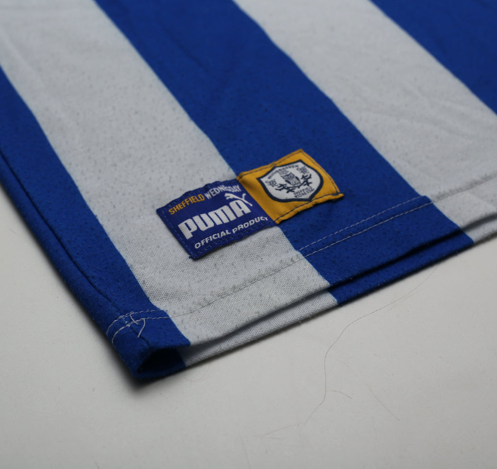 1997/99 DI CANIO #11 Sheffield Wednesday Vintage Home Football Shirt (L)