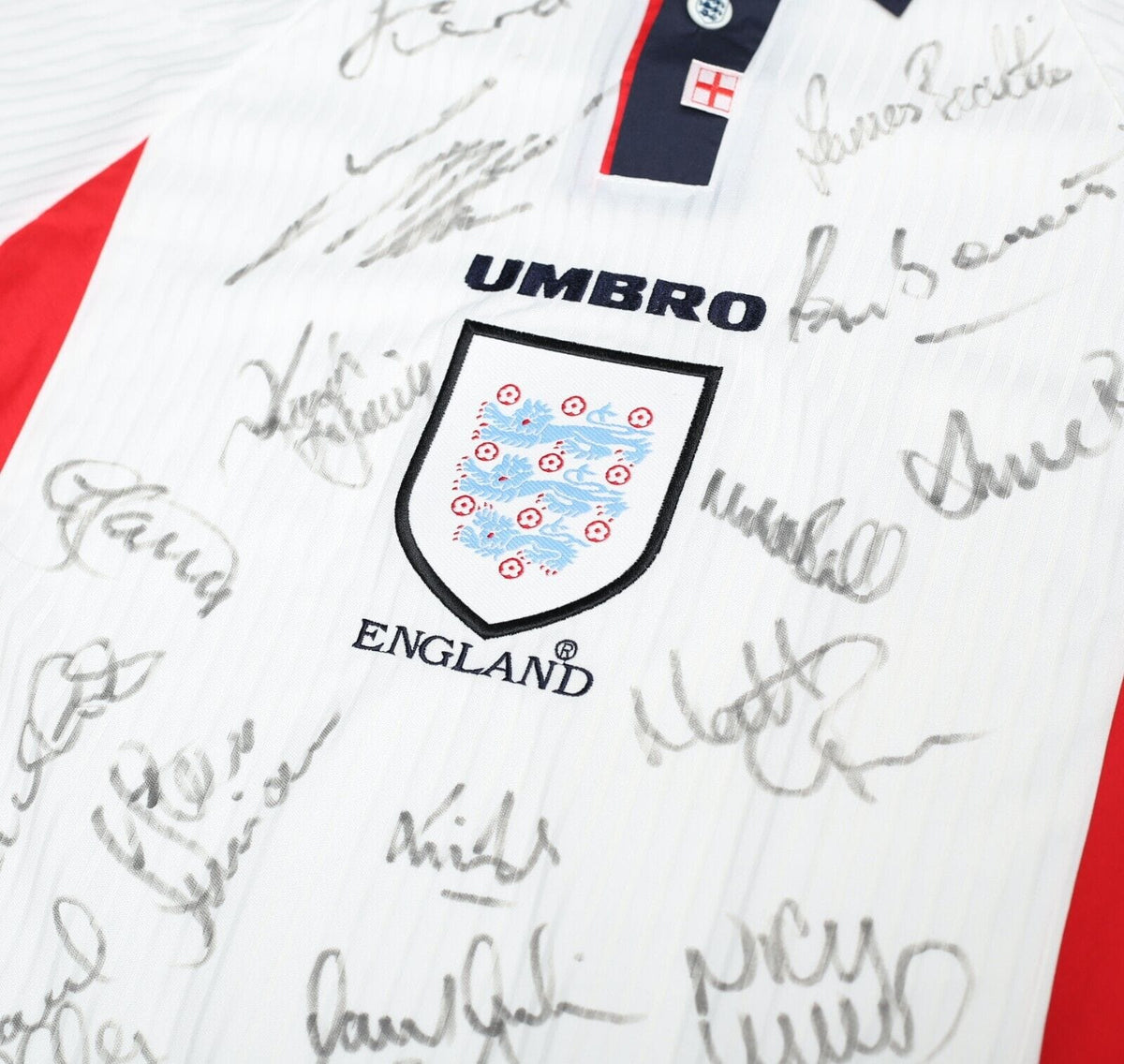 1997/99 ENGLAND U21'S Vintage Umbro Home SIGNED Football Shirt (L) BNWOT