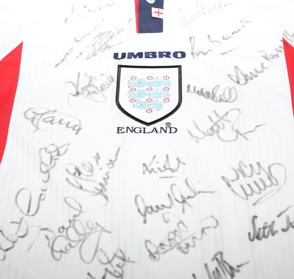 1997/99 ENGLAND U21'S Vintage Umbro Home SIGNED Football Shirt (L) BNWOT