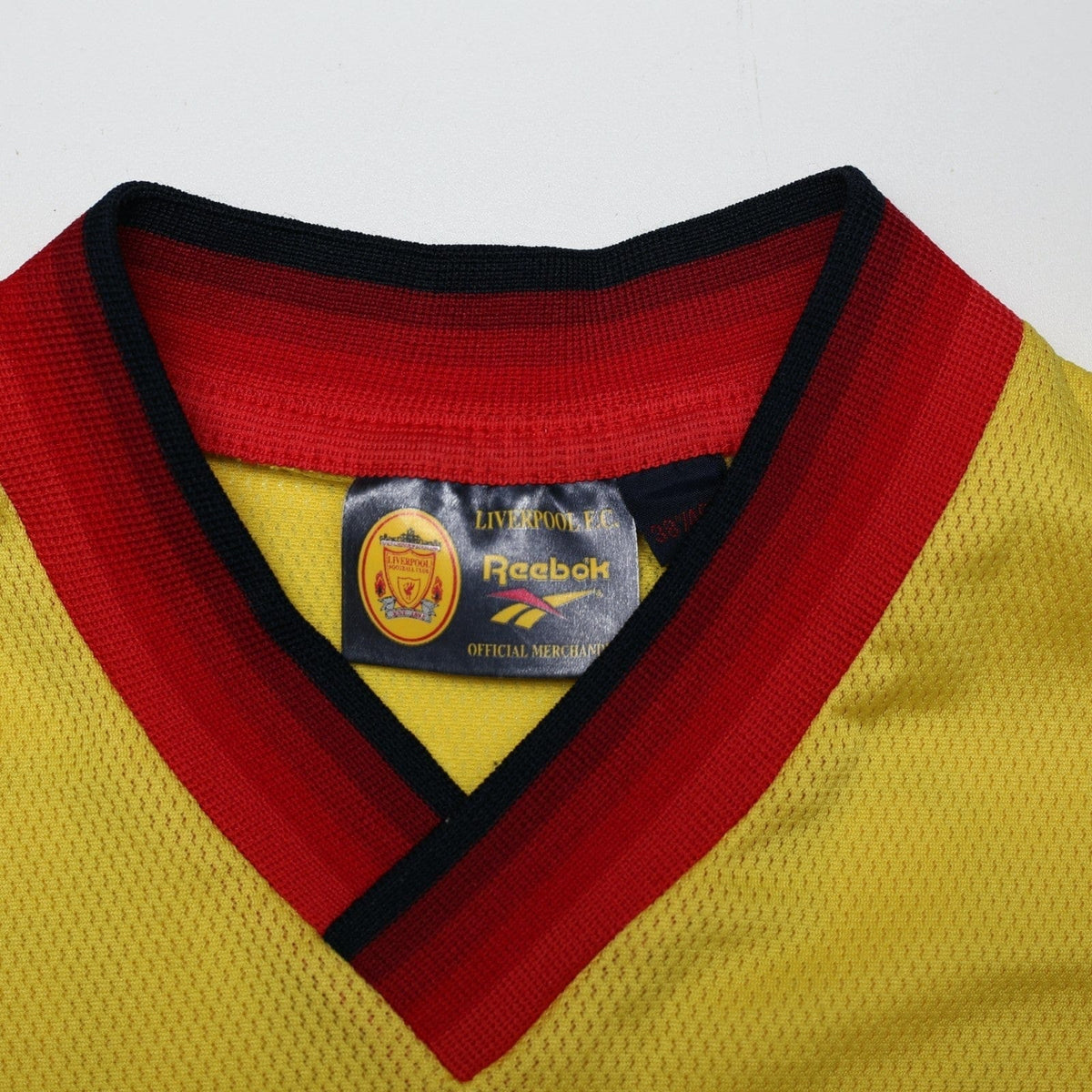 1997/99 Fowler #9 Liverpool Vintage Reebok Away Football Shirt (M) 38/40