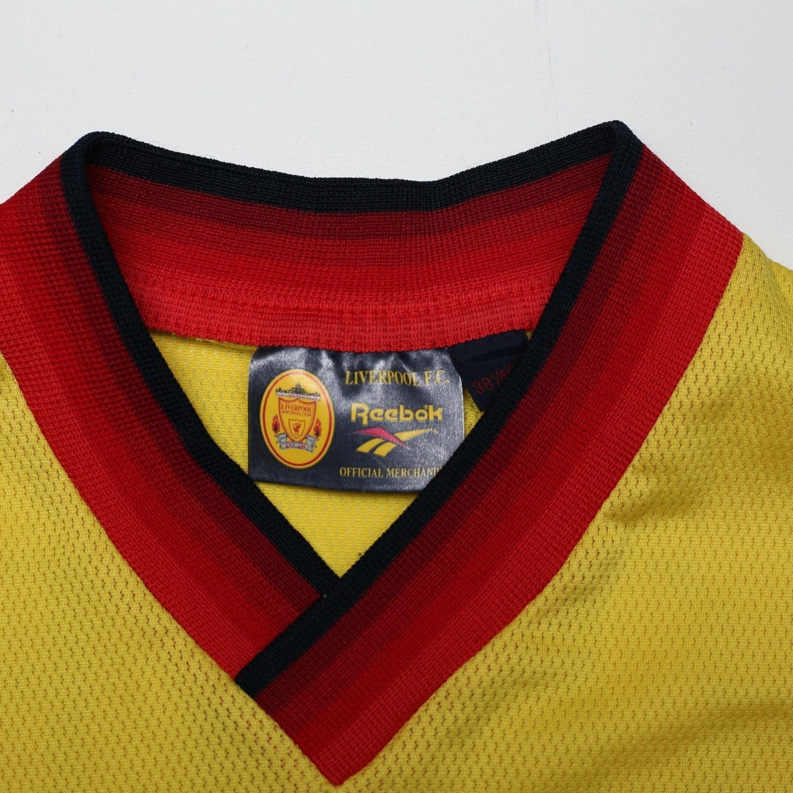 1997/99 Fowler #9 Liverpool Vintage Reebok Away Football Shirt (M) 38/40