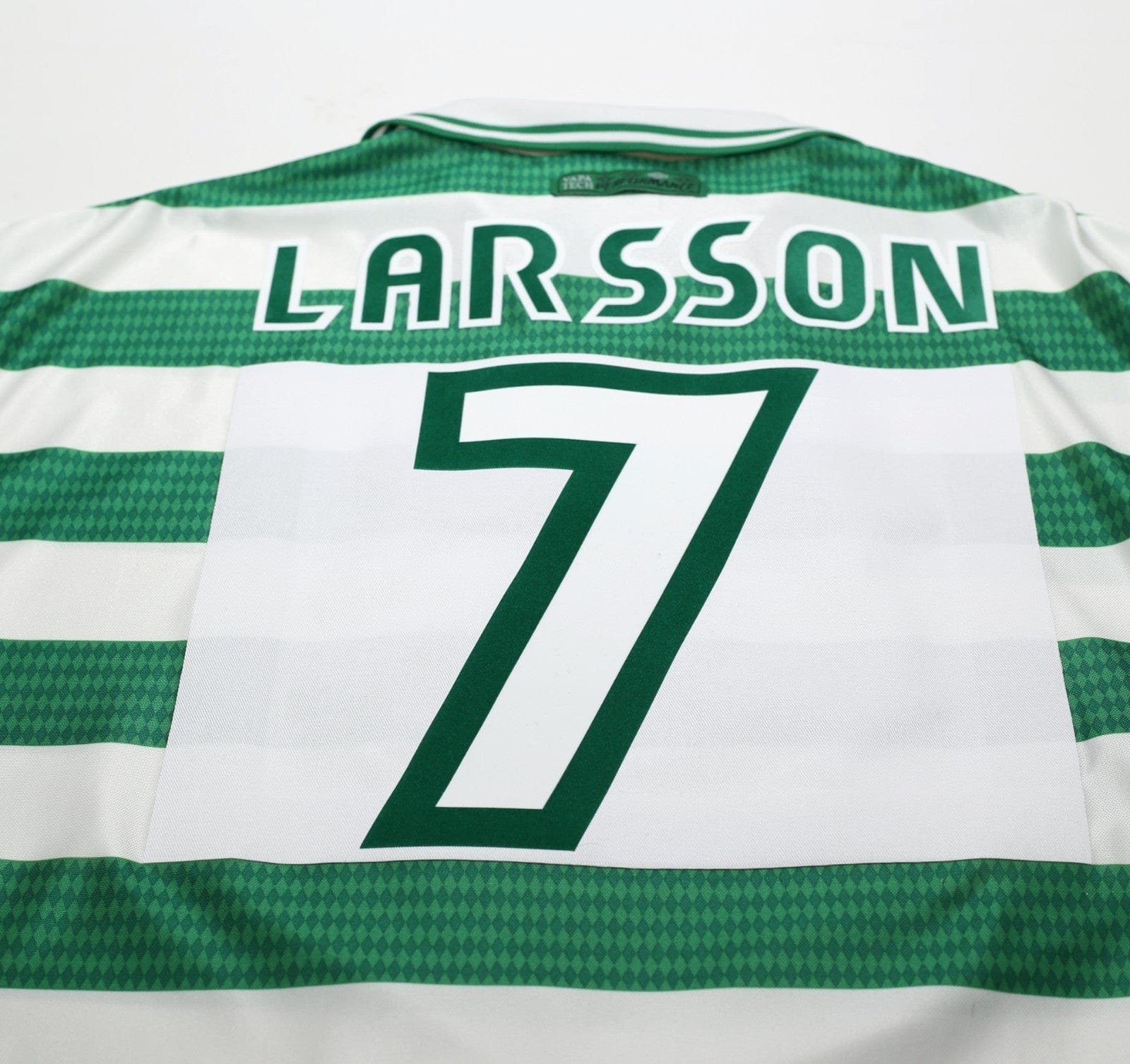 1997/99 LARSSON #7 Celtic Vintage Umbro Home Football Shirt (L)