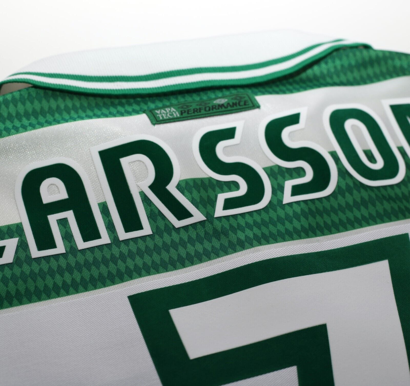 1997/99 LARSSON #7 Celtic Vintage Umbro Home Football Shirt (XL)