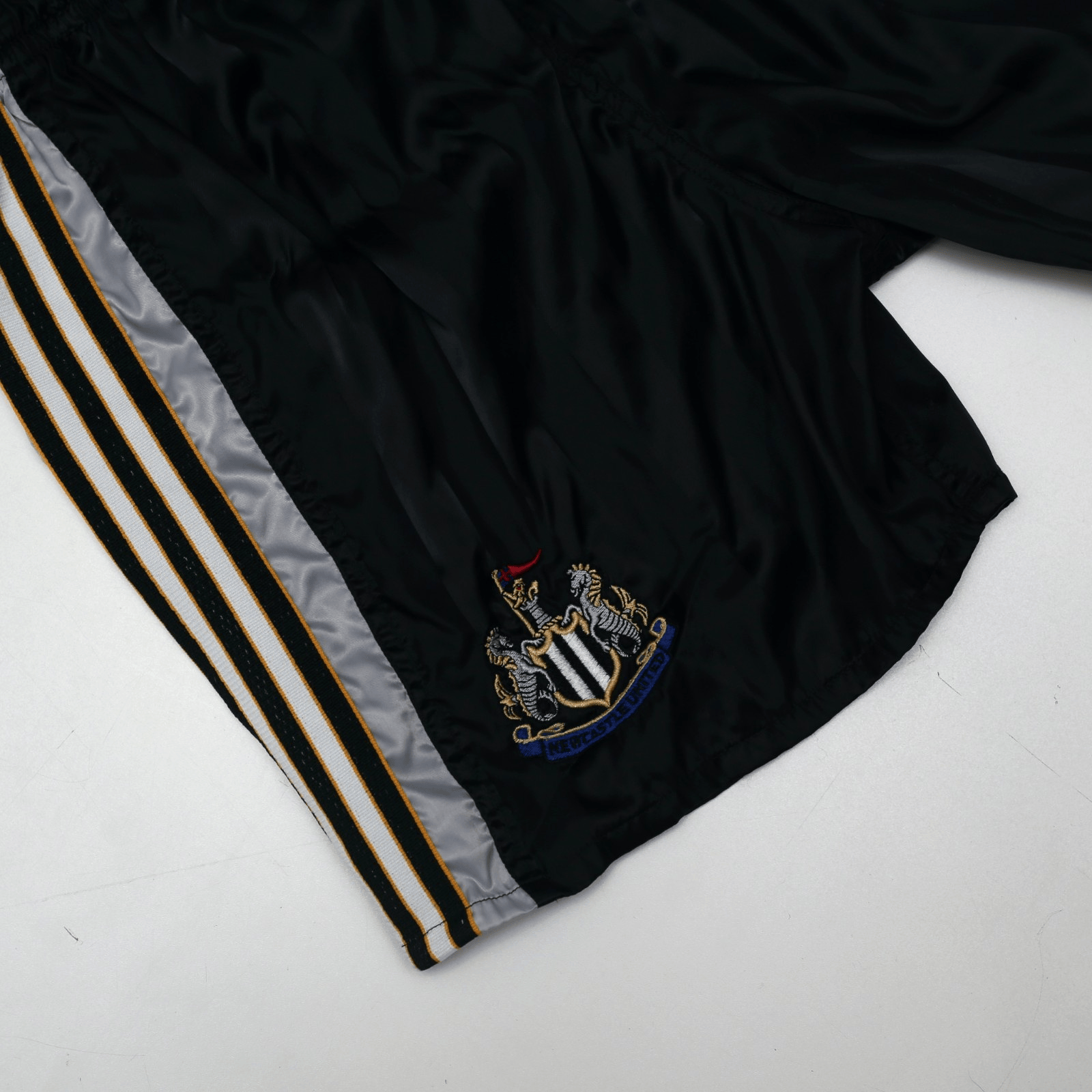 1997/99 Newcastle United Vintage adidas Home Kit Football Shorts (M) 32" Waist