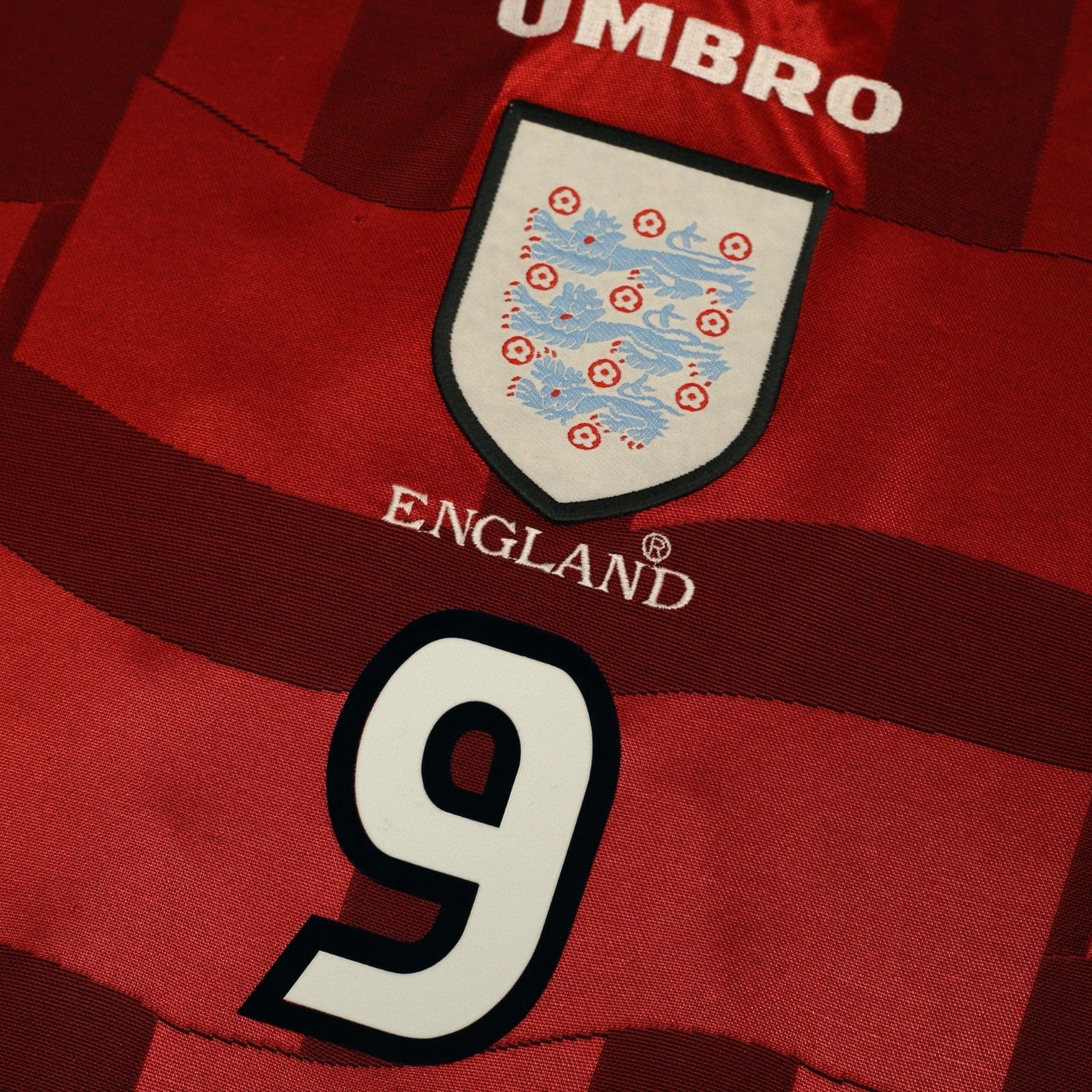 1997/99 Shearer #9 England Vintage Umbro Away Football Shirt (L) Le Tournoi