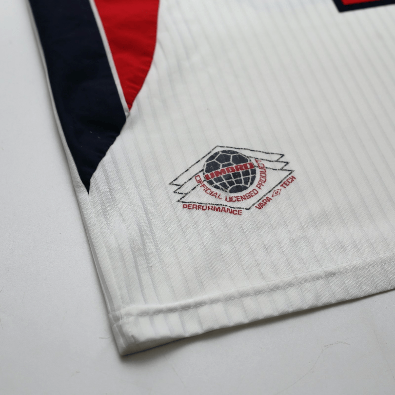 1997/99 Wright #20 England Vintage Umbro Home Football Shirt (M) WC 1998
