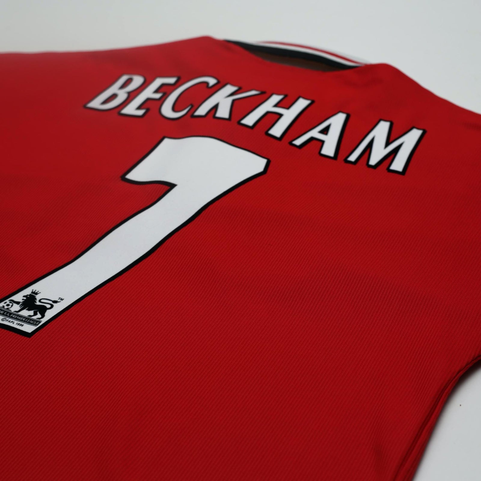 1998/00 Beckham #7 Manchester United Home Football Shirt (L)
