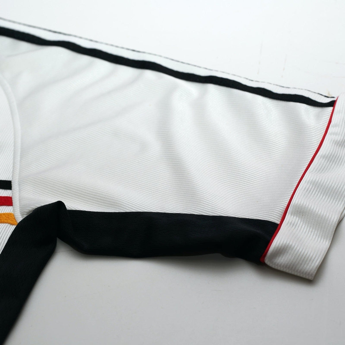 1998/00 Bierhoff #20 Germany Vintage adidas Home Football Shirt (L) WC 98