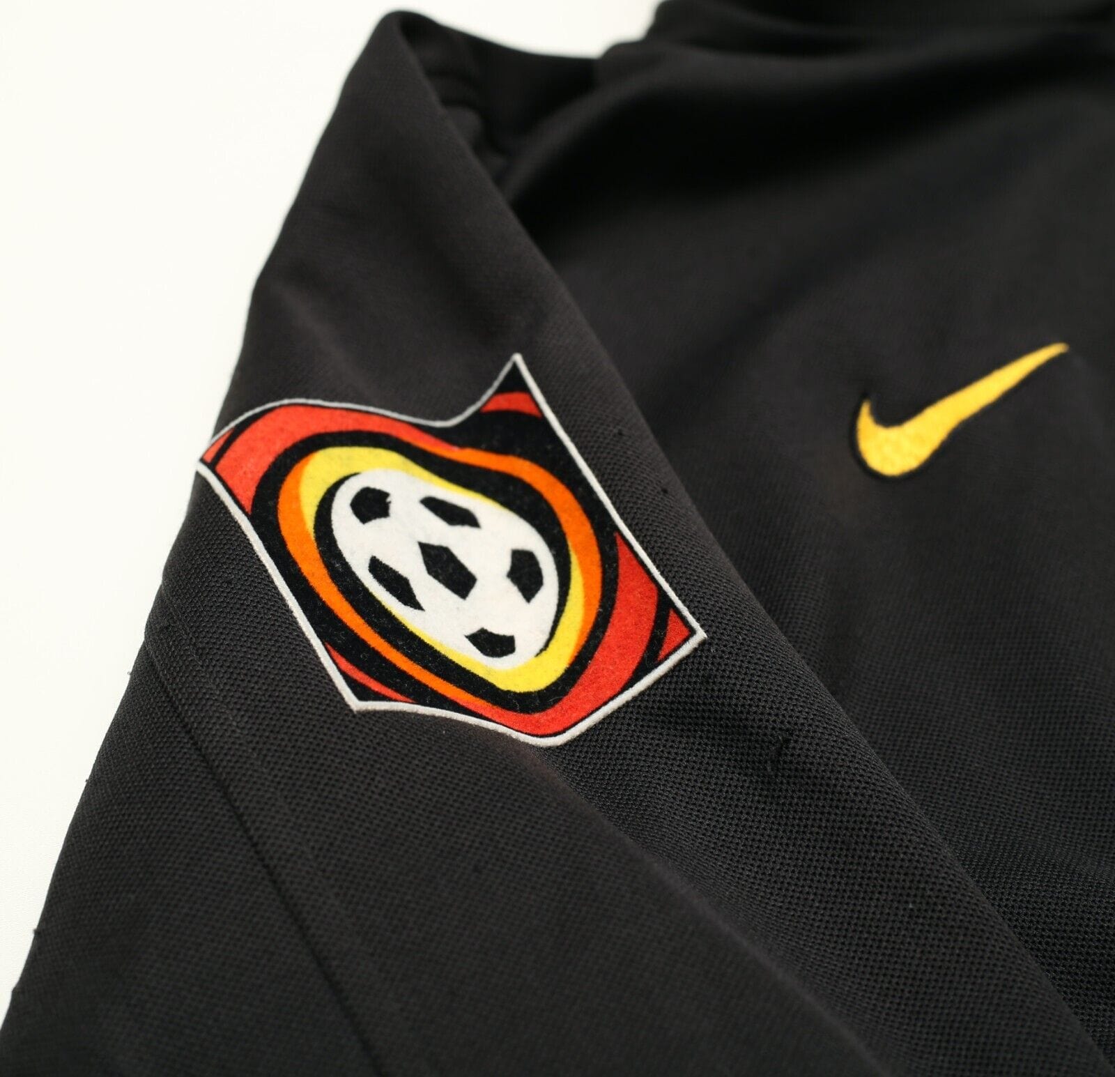 1998/00 BORUSSIA DORTMUND Vintage Retro Nike Football Hoodie