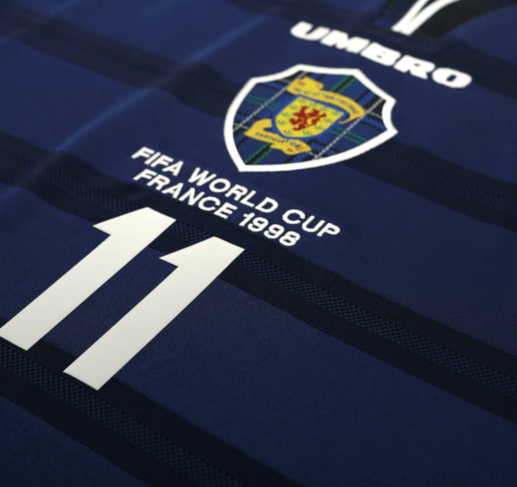 1998/00 COLLINS #11 Scotland Vintage Umbro Home Football Shirt (L) 1998 WC