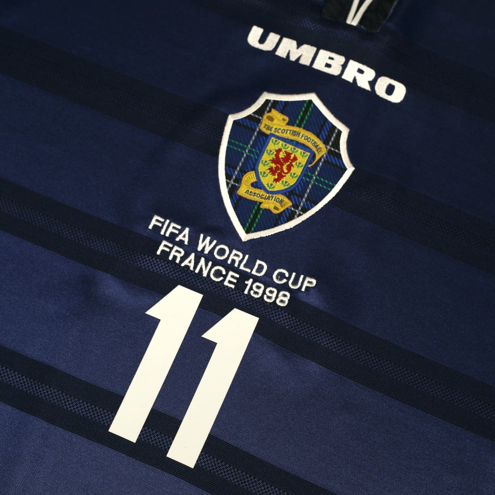 1998/00 Collins #11 Scotland Vintage Umbro Home Football Shirt (XL) 1998 WC