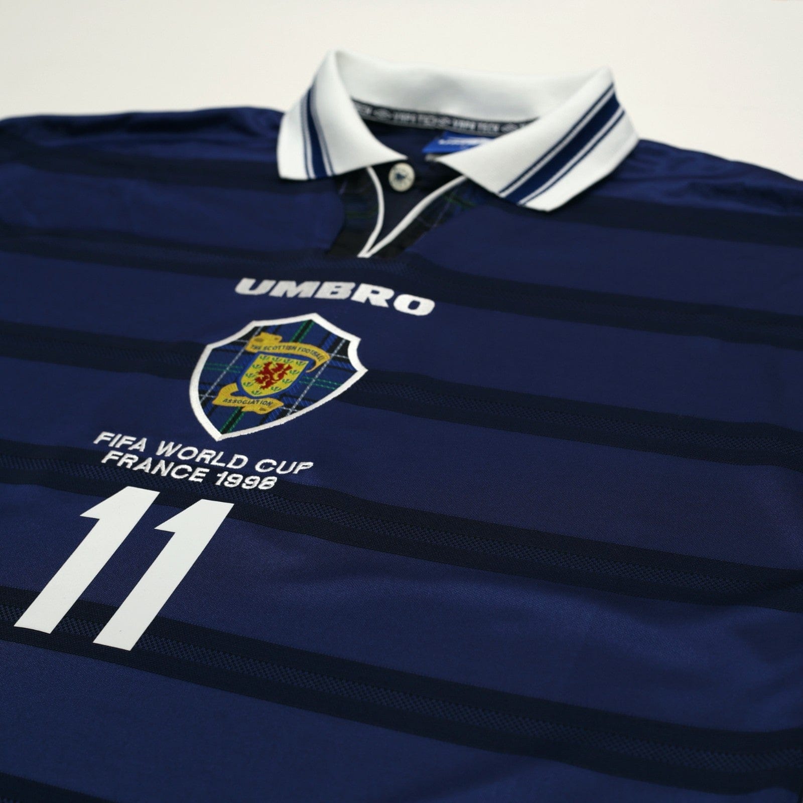 1998/00 Collins #11 Scotland Vintage Umbro Home Football Shirt (XL) 1998 WC