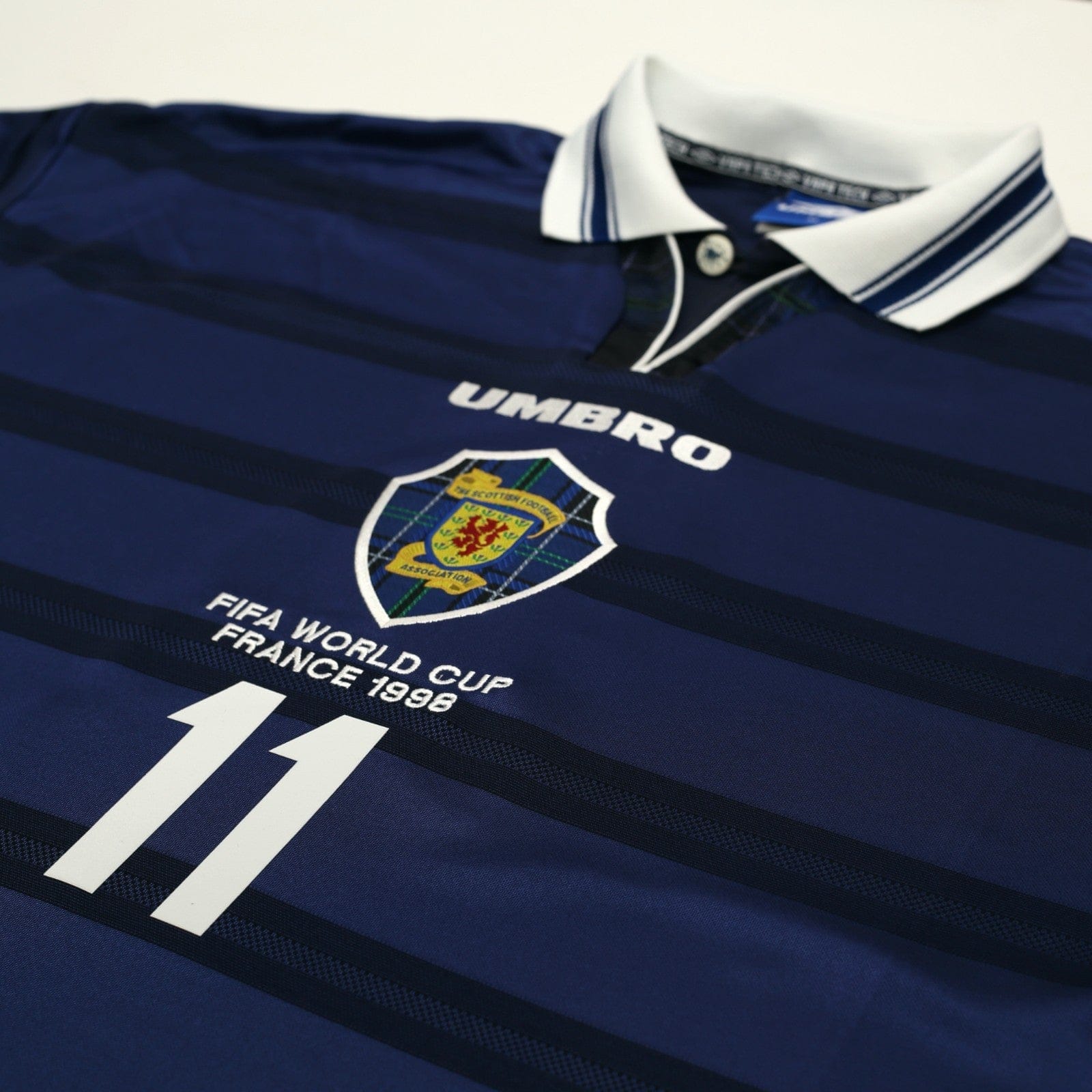 1998/00 Collins #11 Scotland Vintage Umbro Home Football Shirt (XL) 1998 WC