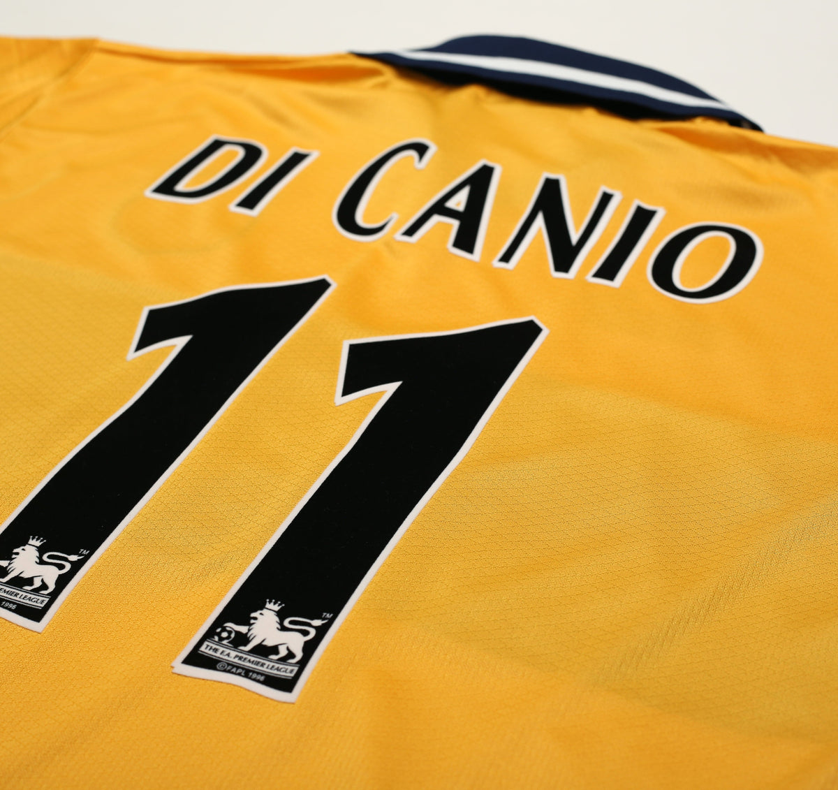 1998/00 DI CANIO #11 Sheffield Wednesday Vintage Away Football Shirt (M)