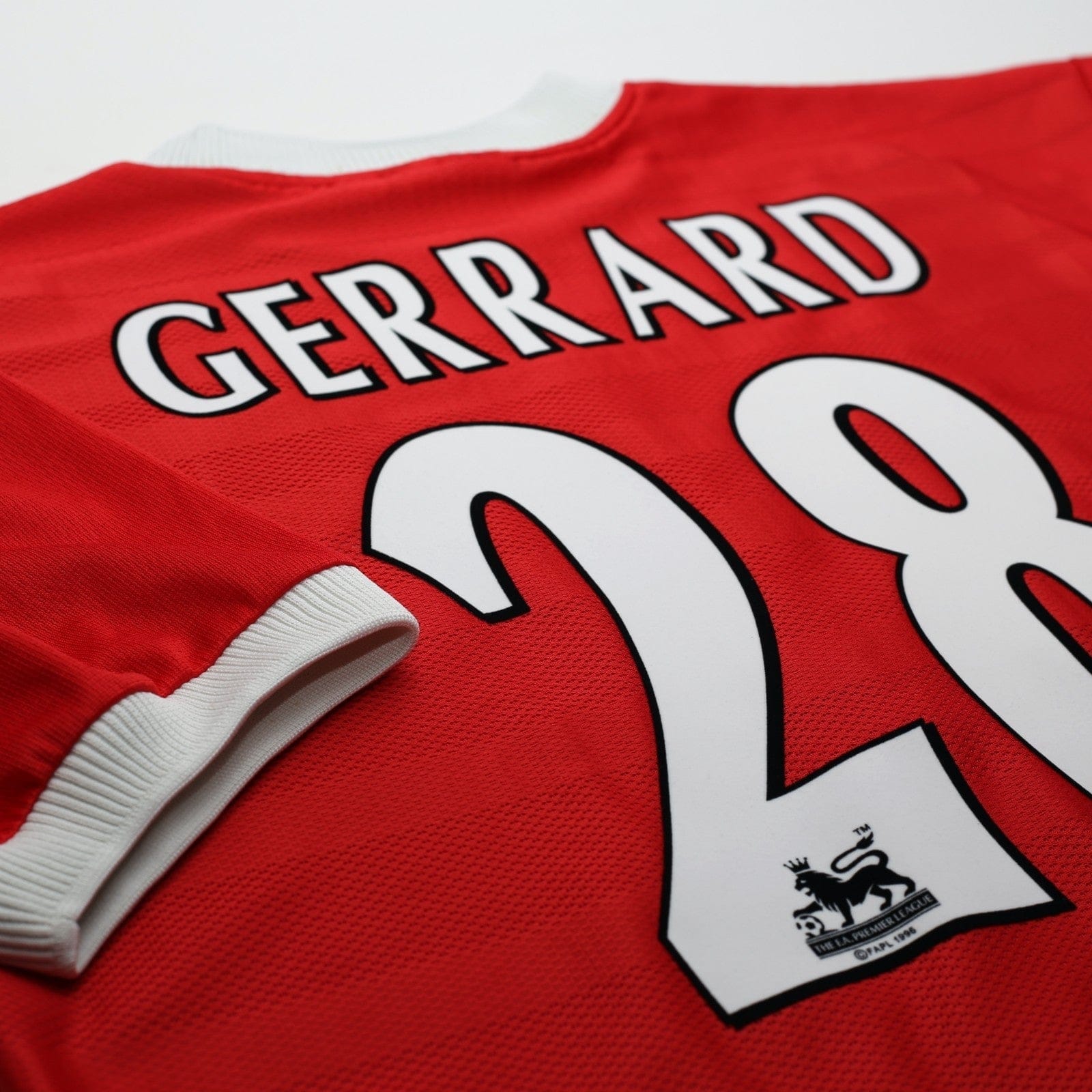 1998/00 Gerrard #28 Liverpool Vintage Reebok Home Football Shirt (L) 42/44