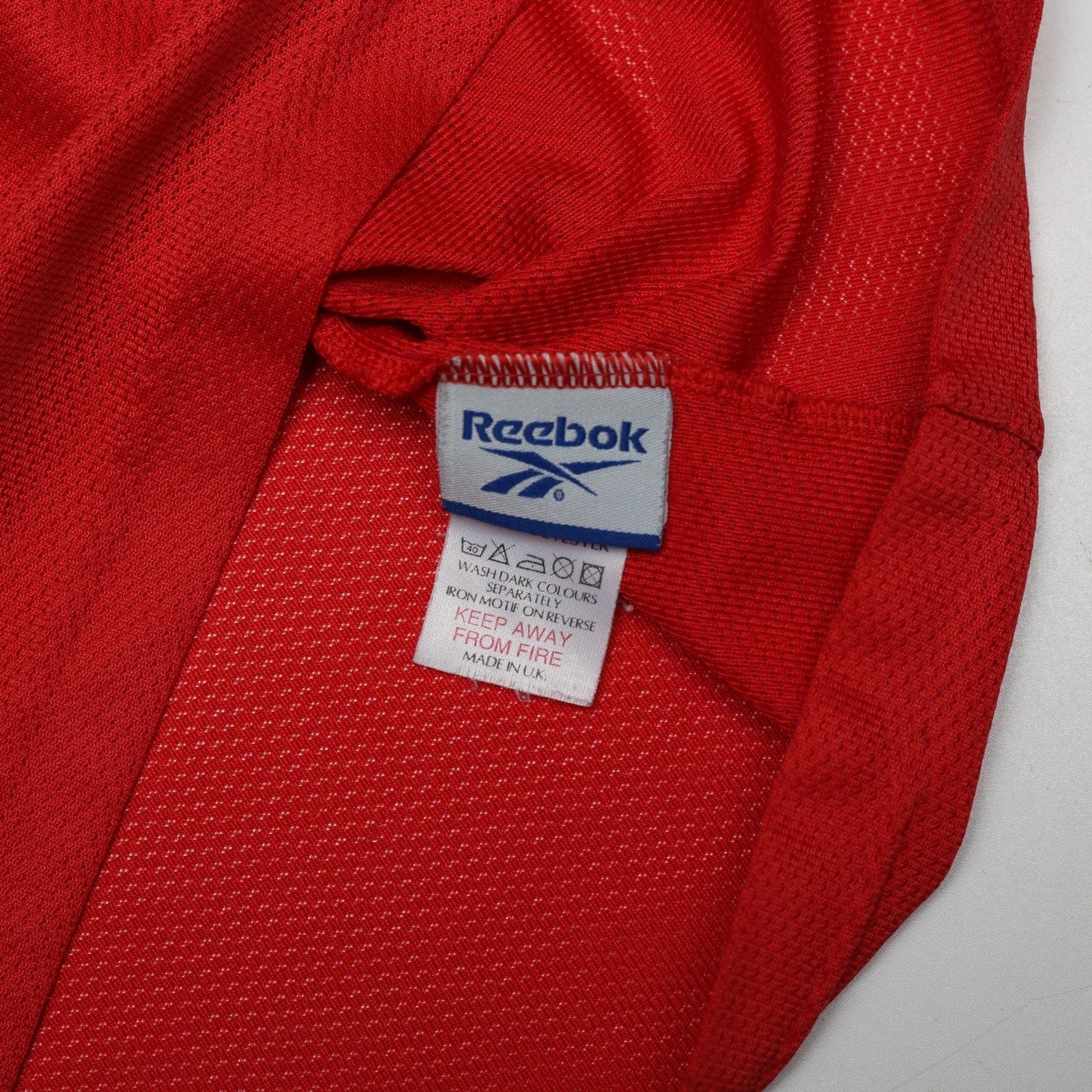 1998/00 Gerrard #28 Liverpool Vintage Reebok Home Football Shirt (S) 34/36