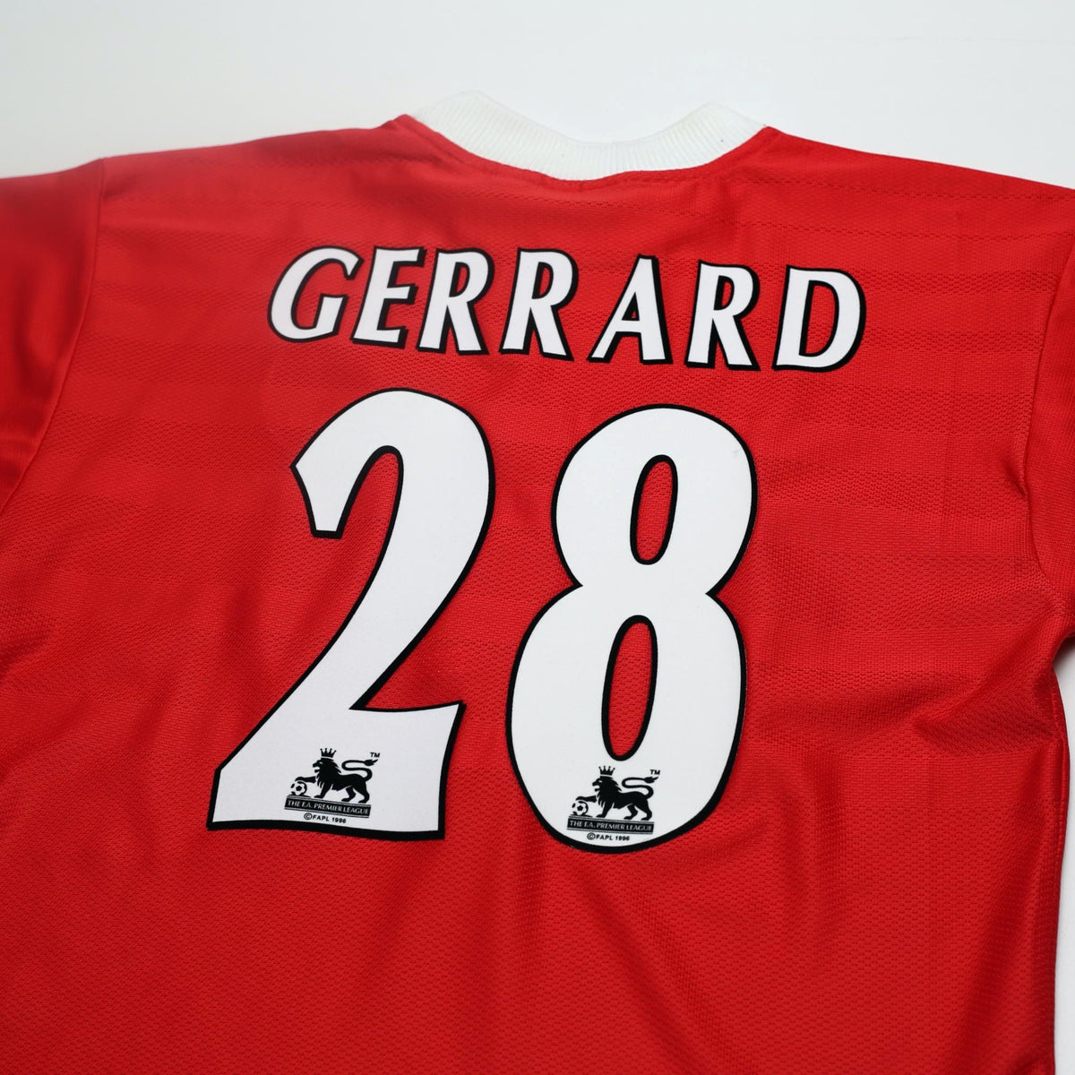 1998/00 Gerrard #28 Liverpool Vintage Reebok Home Football Shirt (S) 34/36