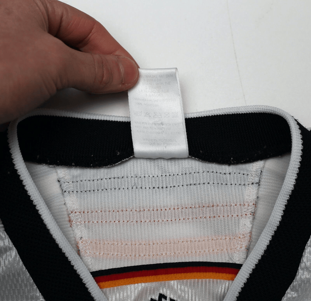 1998/00 MATTHAUS #8 Germany Vintage adidas Home Football Shirt (L) WC 98