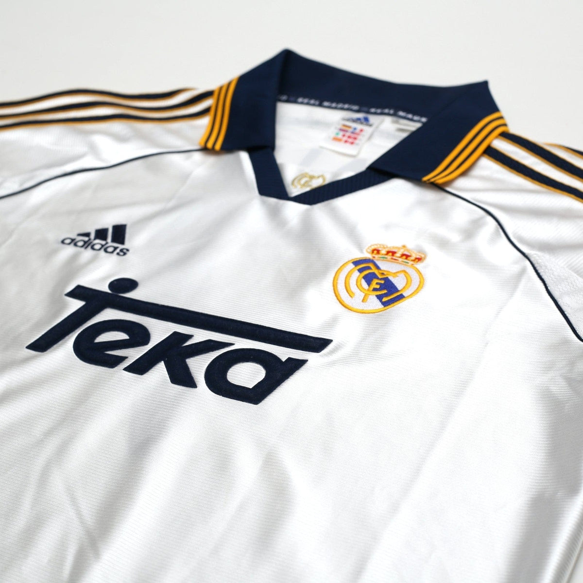 1998/00 Raul #7 Real Madrid Vintage Retro adidas Home Football Shirt (M)