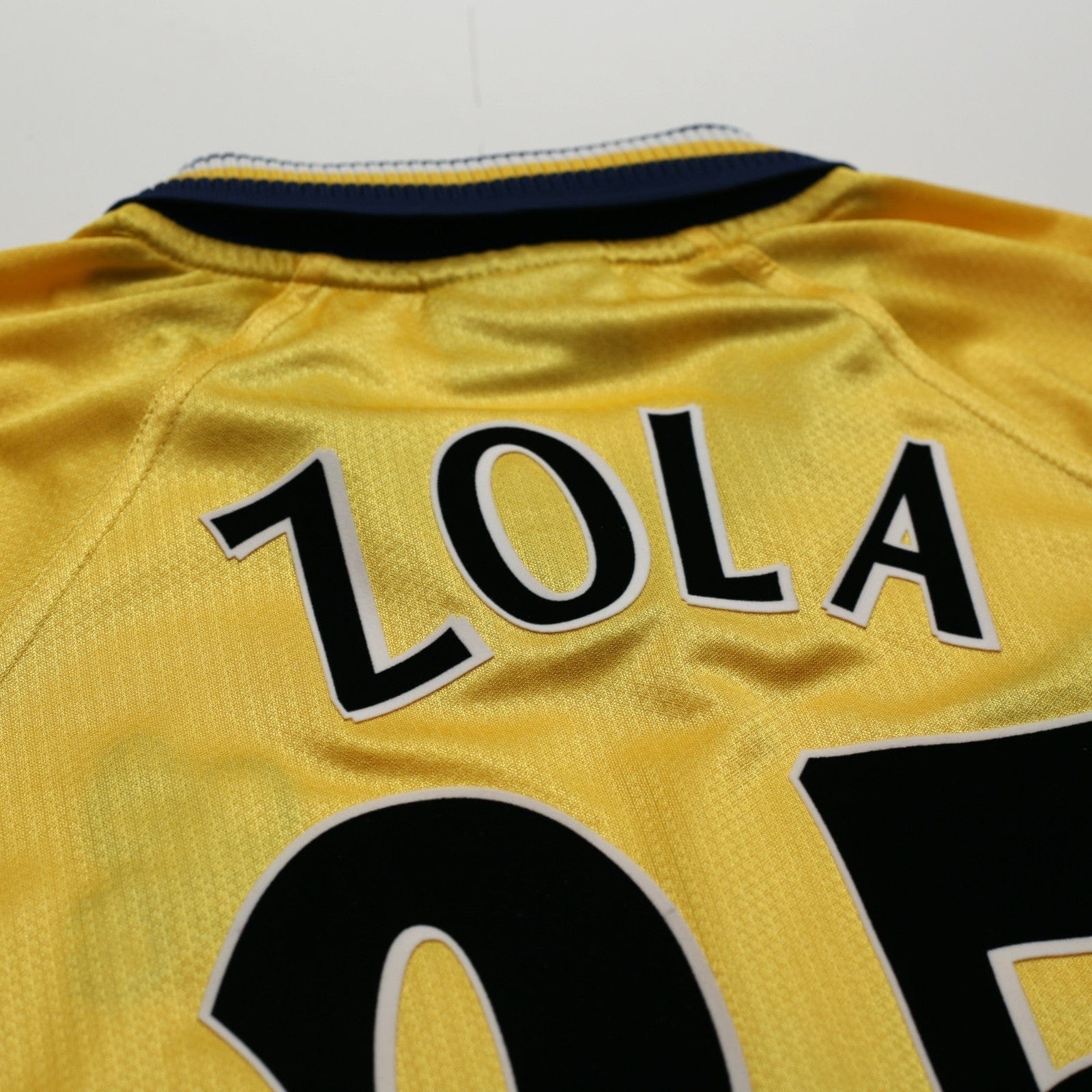 1998/00 Zola #25 Chelsea Vintage Umbro Third Football Shirt (L)