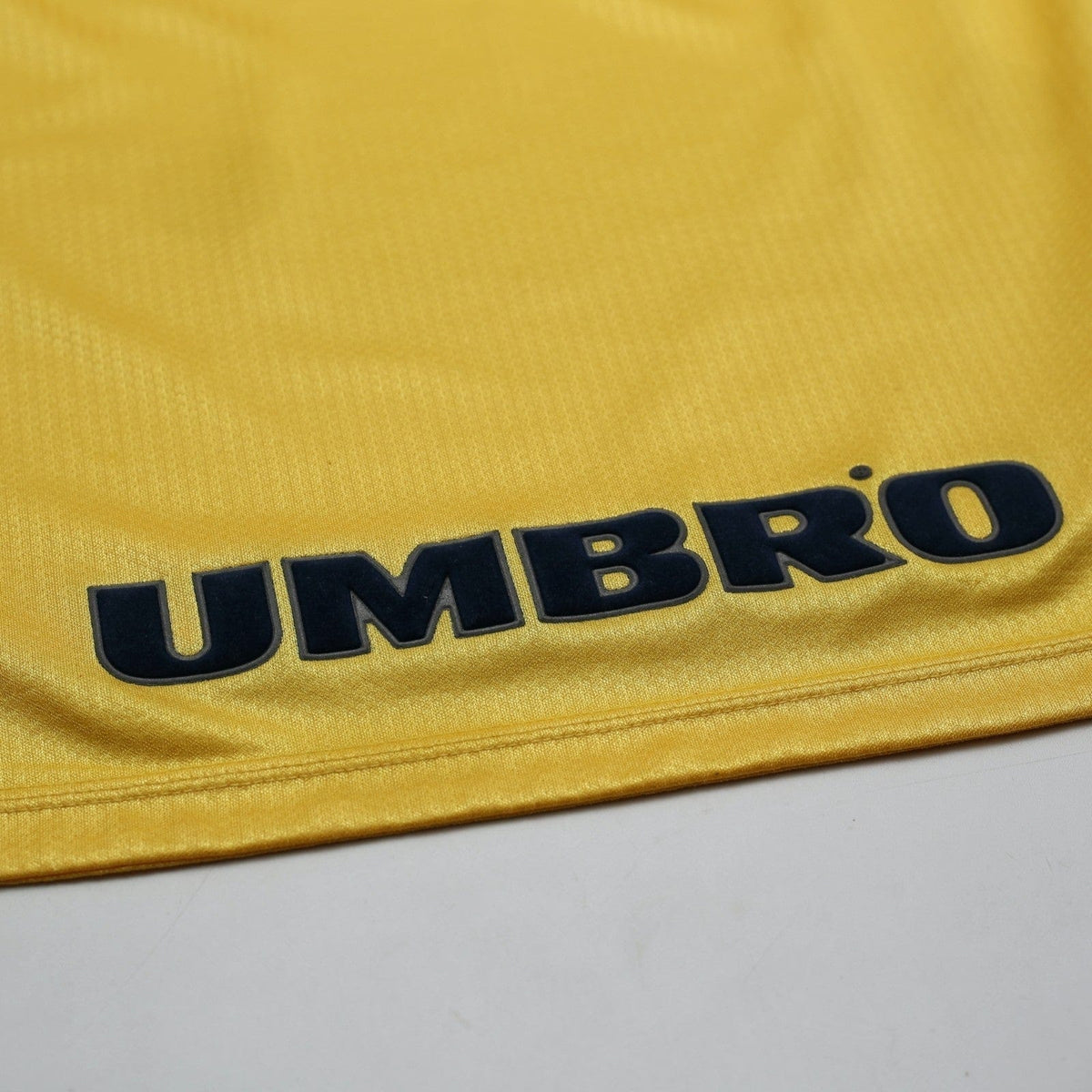 1998/00 Zola #25 Chelsea Vintage Umbro Third Football Shirt (L)