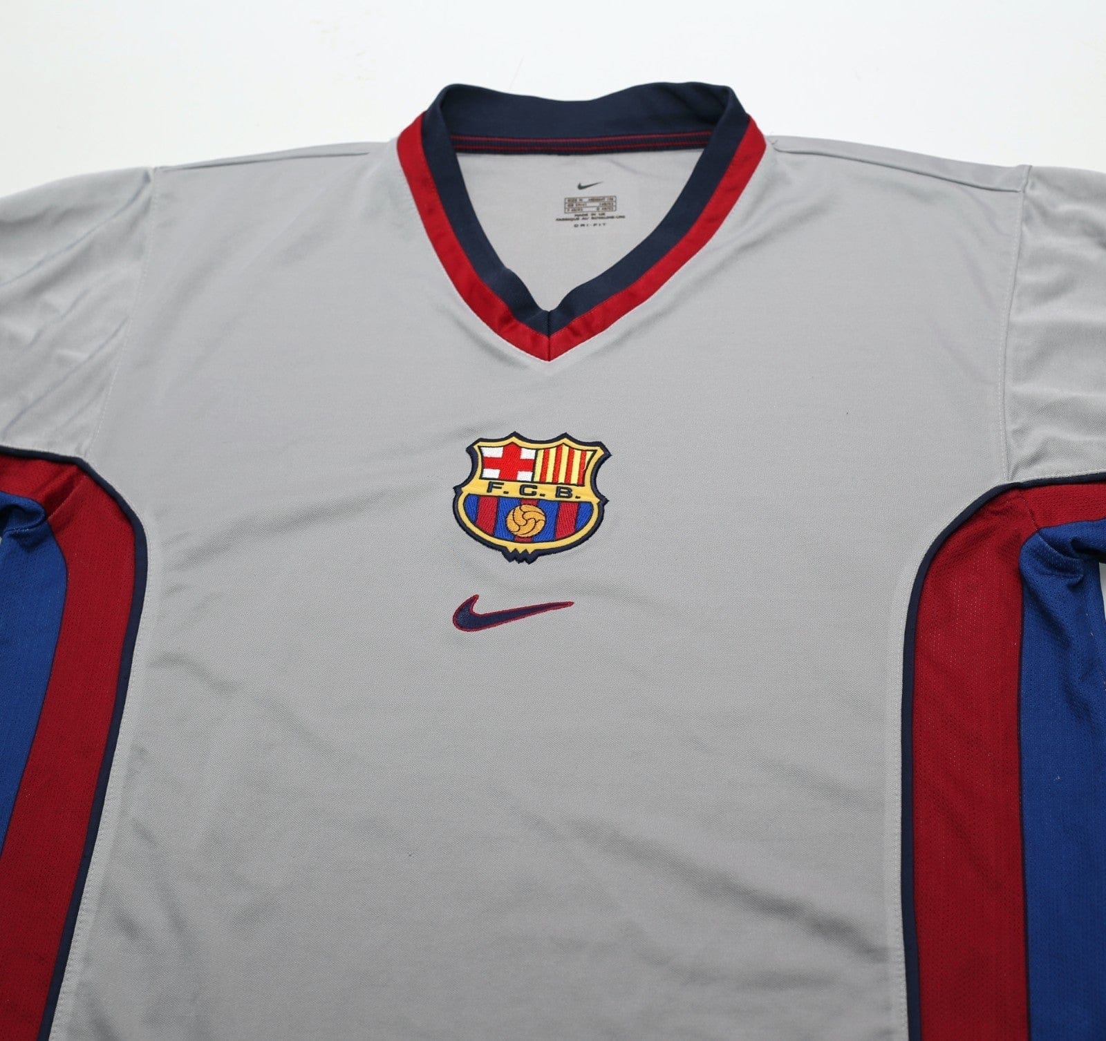1998/01 GUARDIOLA #4 Barcelona Vintage Nike Away Football Shirt (M)