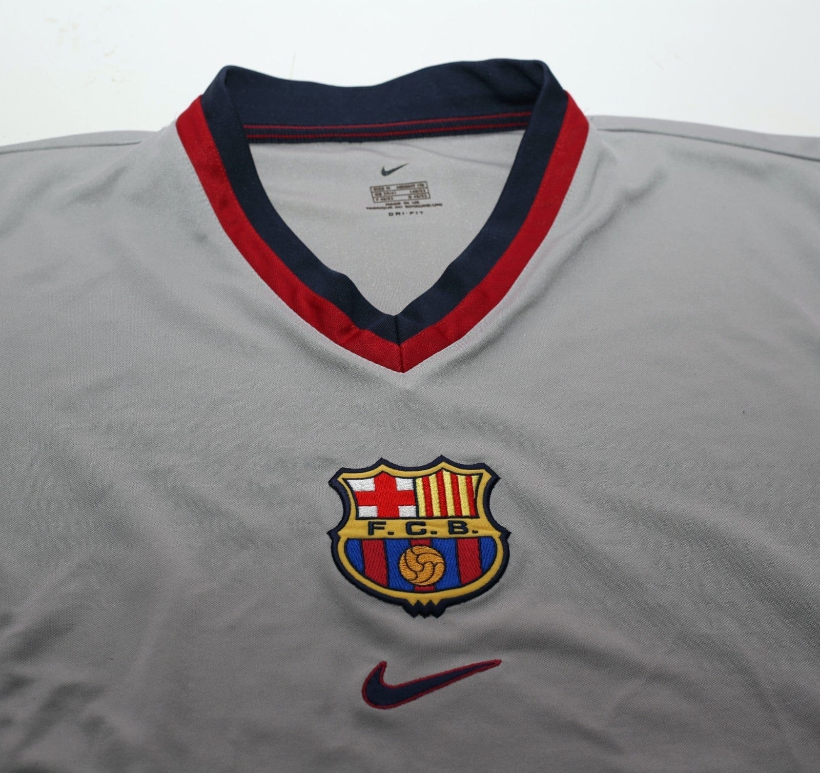 1998/01 GUARDIOLA #4 Barcelona Vintage Nike Away Football Shirt (M)