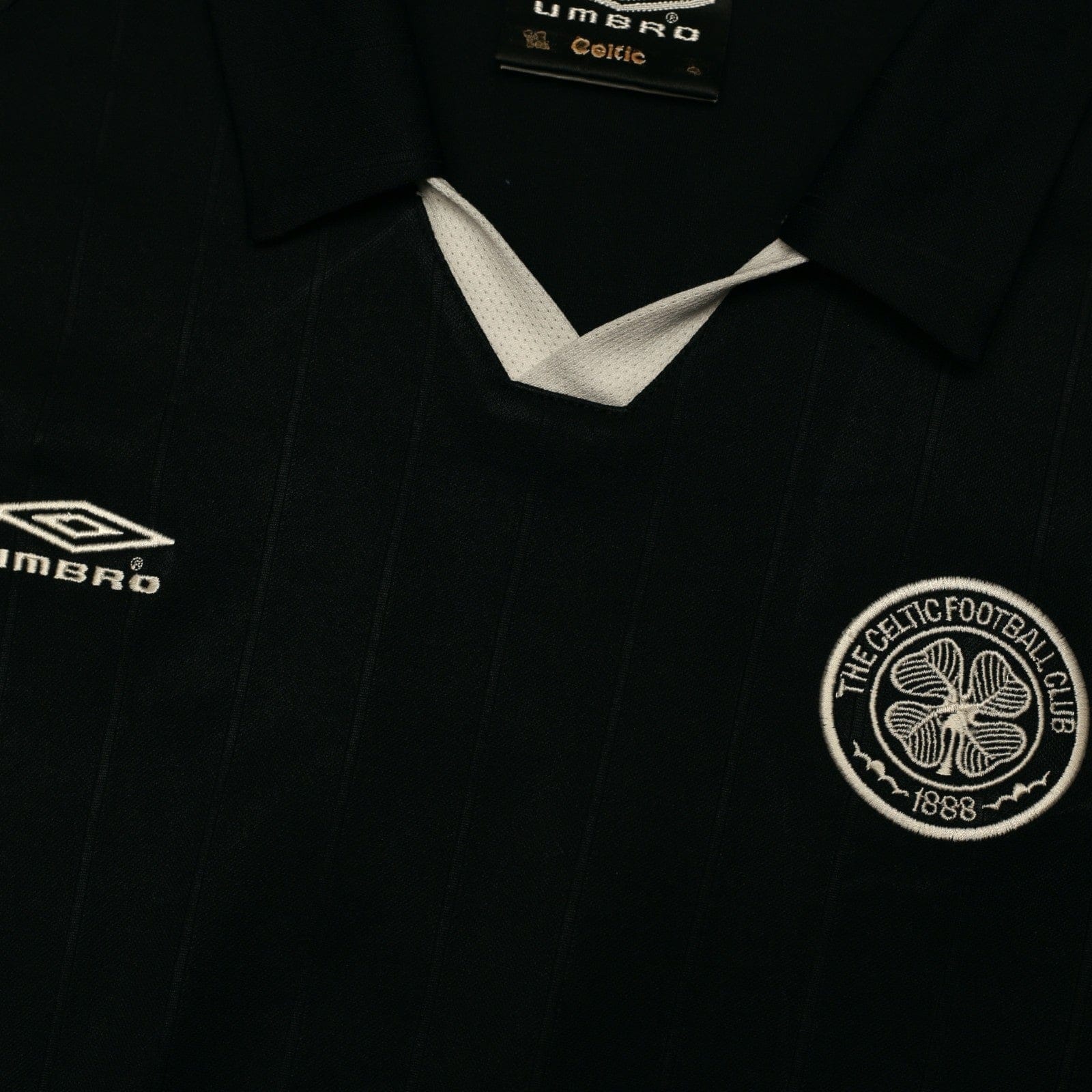 1998/99 Celtic Vintage Umbro Football Training Shirt (M)